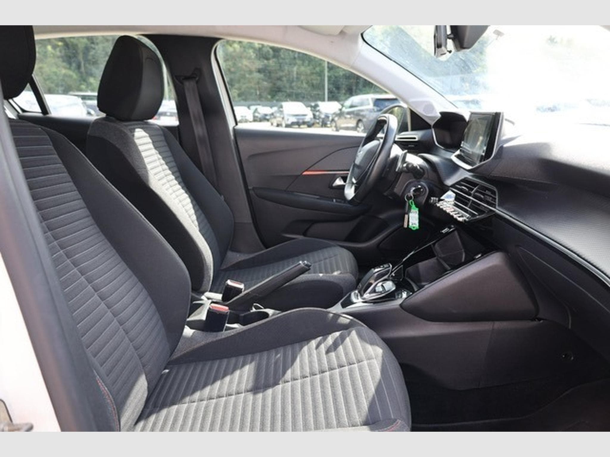 Peugeot 208 1,2 Active Business Automatique 101 HP (2020) - Foto 10