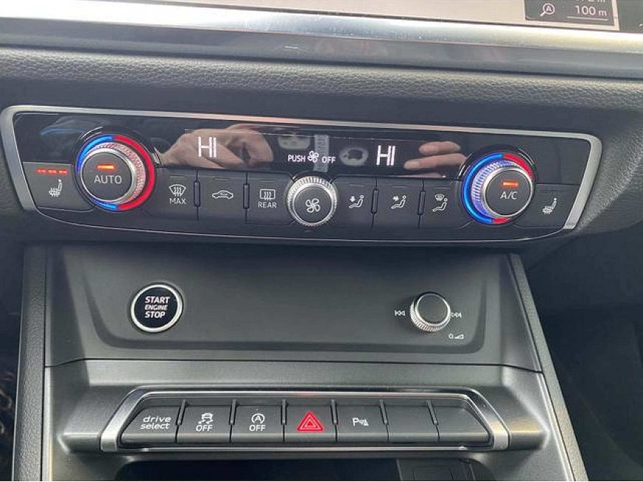 Audi Q3 (2024) - Foto 12