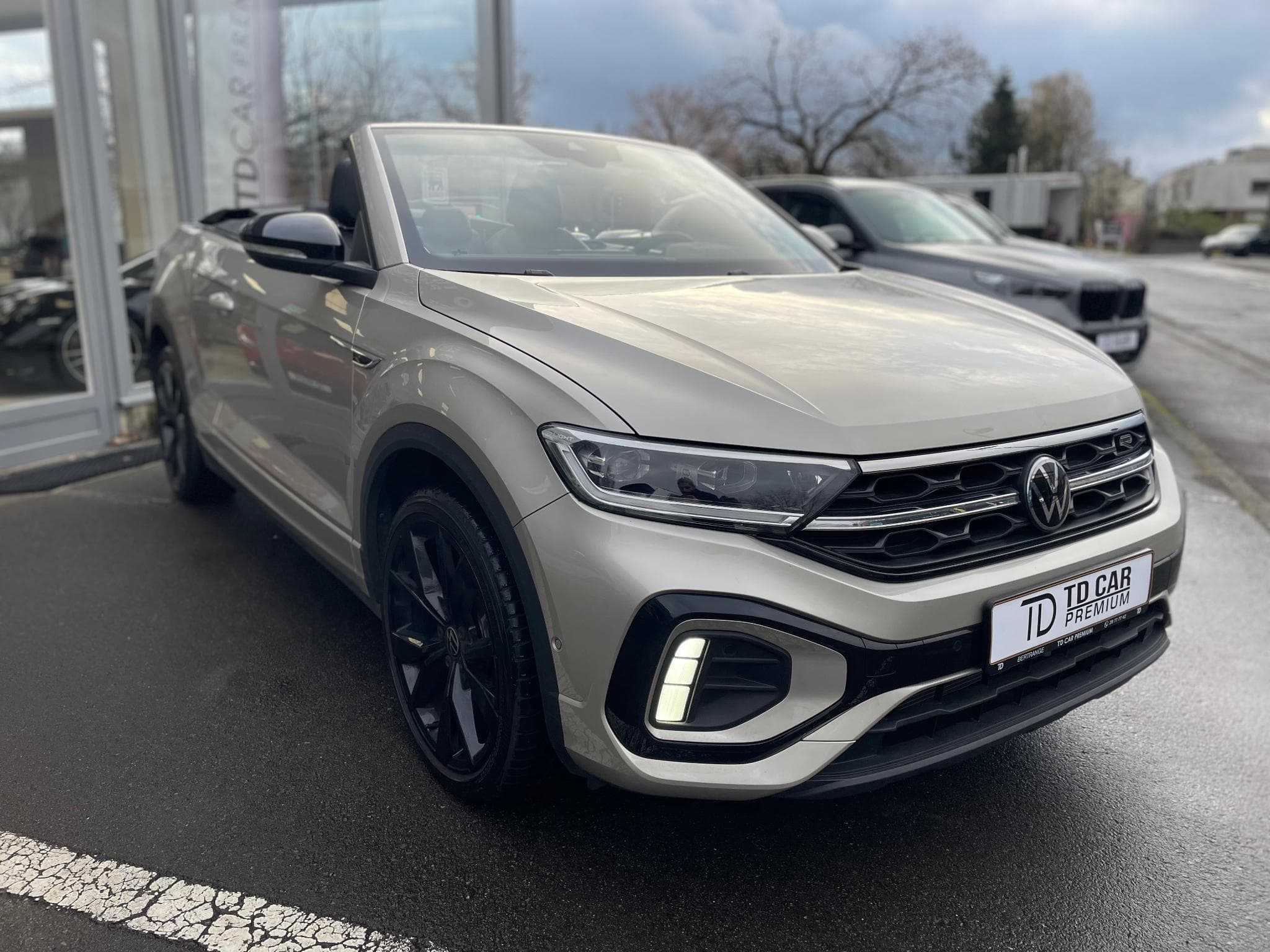 VW T-Roc Cabriolet 1.5 TSI DSG R-Line (2022) - Foto 3