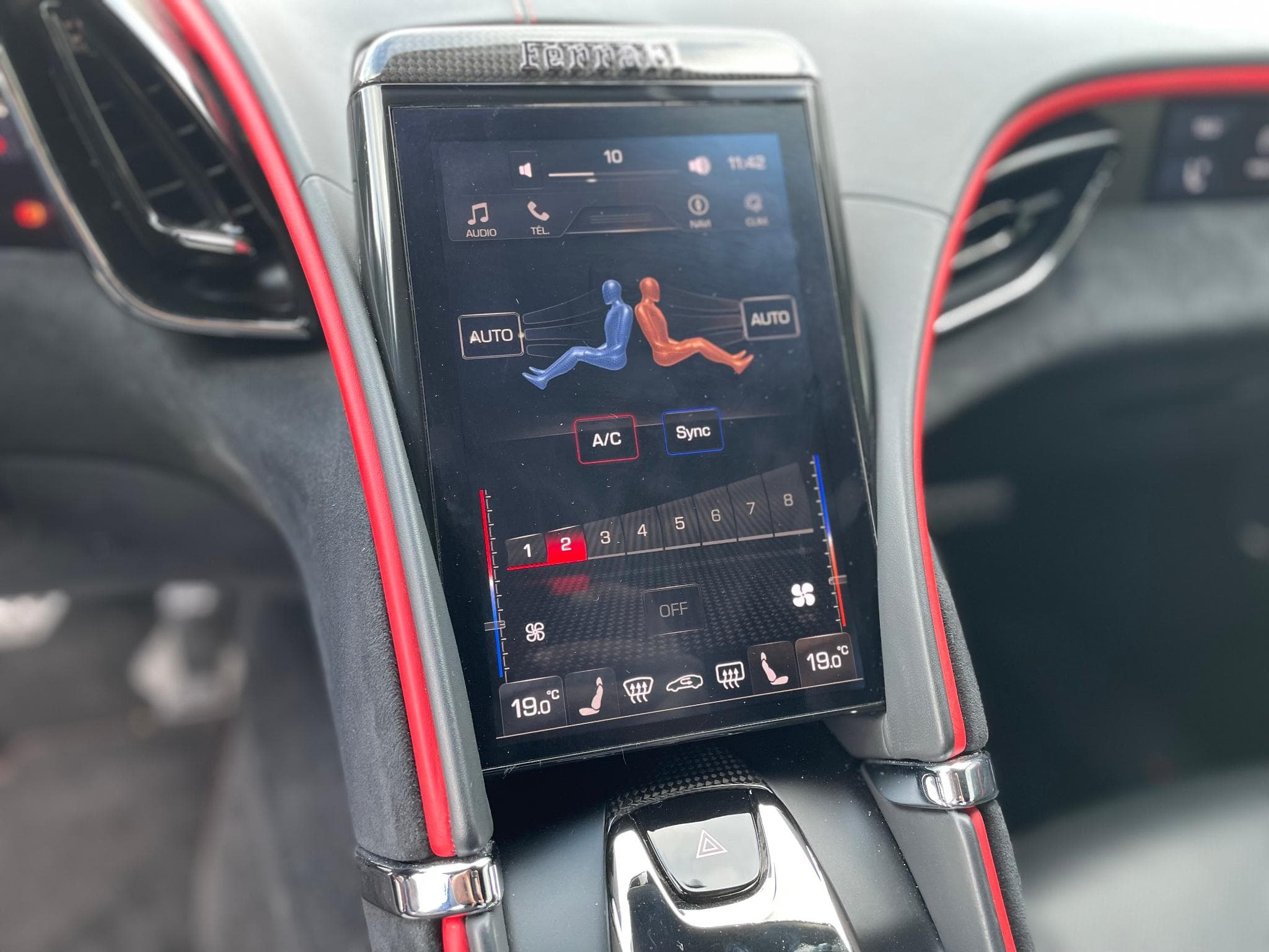 Ferrari Roma Coupé 3.9 V8 620 Carbone (2021) - Foto 10