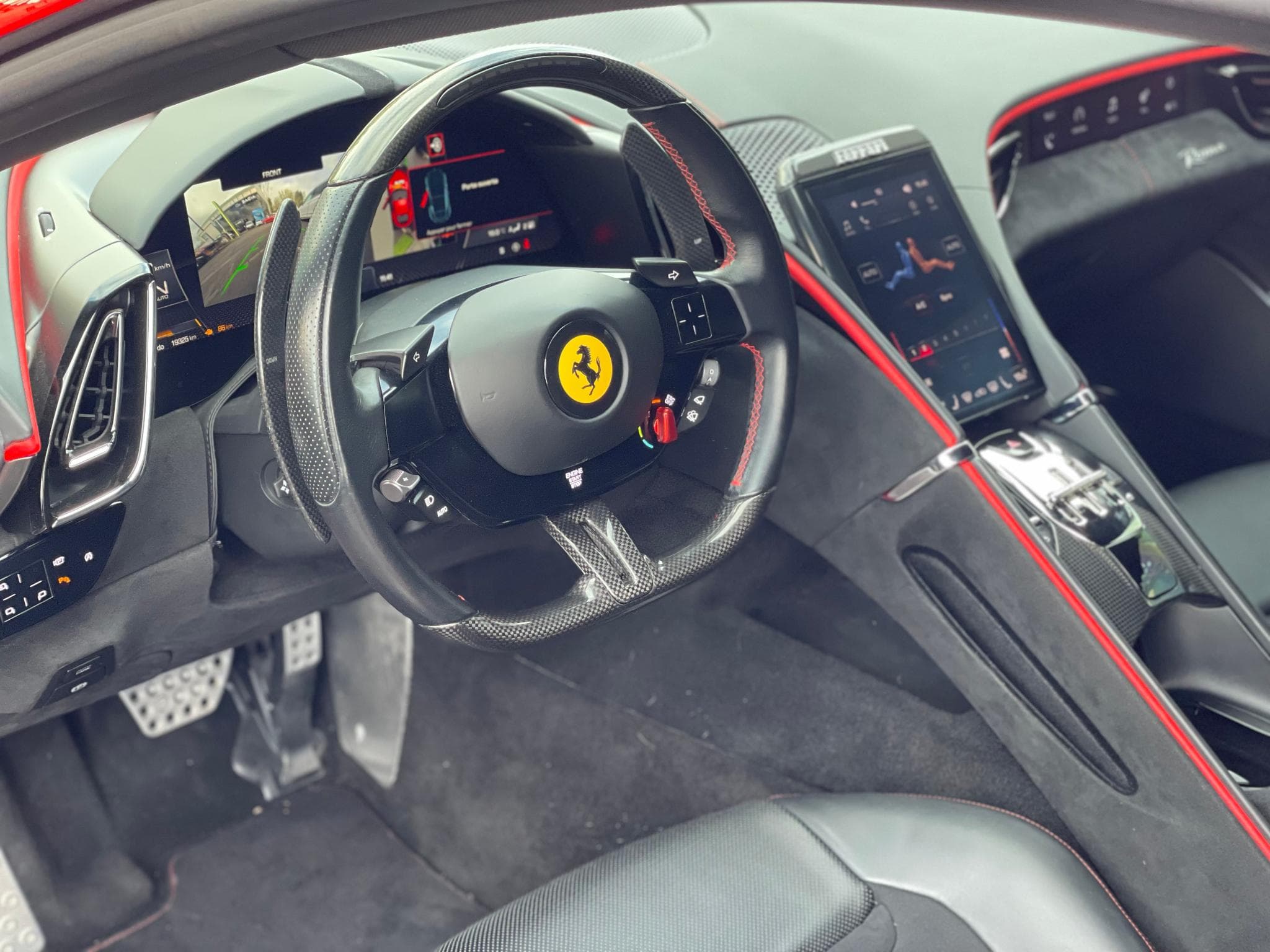 Ferrari Roma Coupé 3.9 V8 620 Carbone (2021) - Foto 6