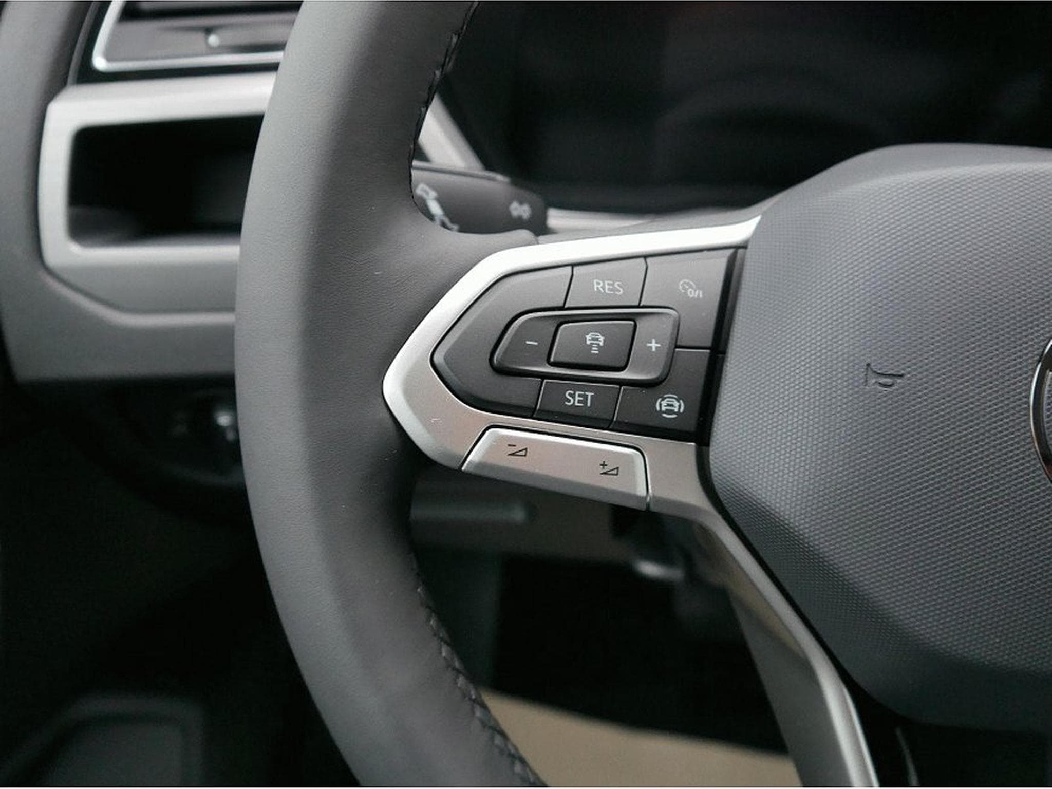 VW Touran (2026) - Foto 14