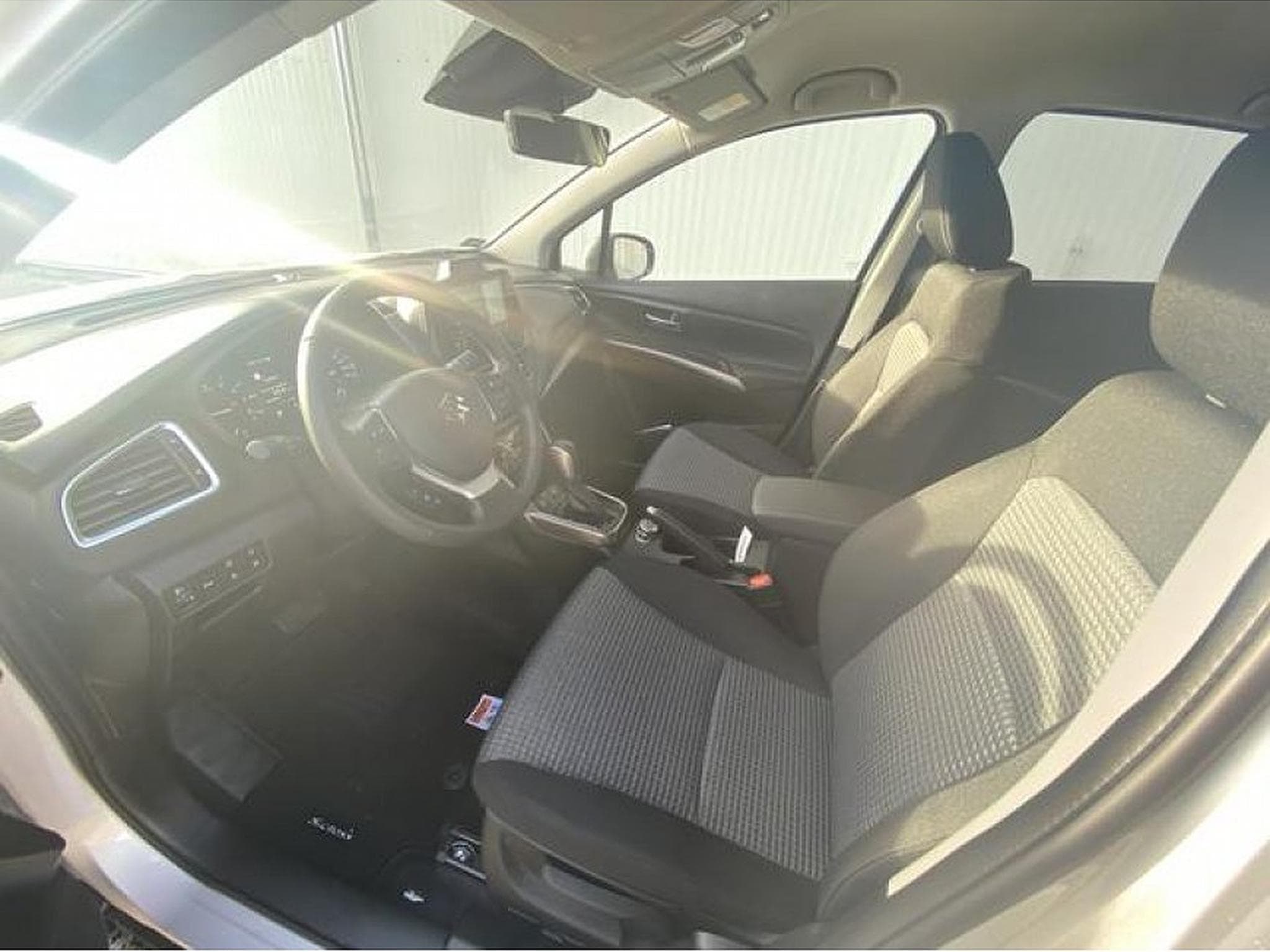 Suzuki S-Cross (2026) - Photo 10