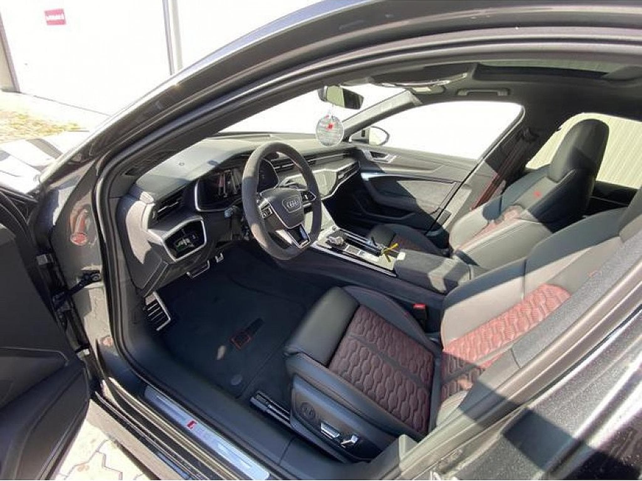 Audi RS6 (2024) - Foto 8