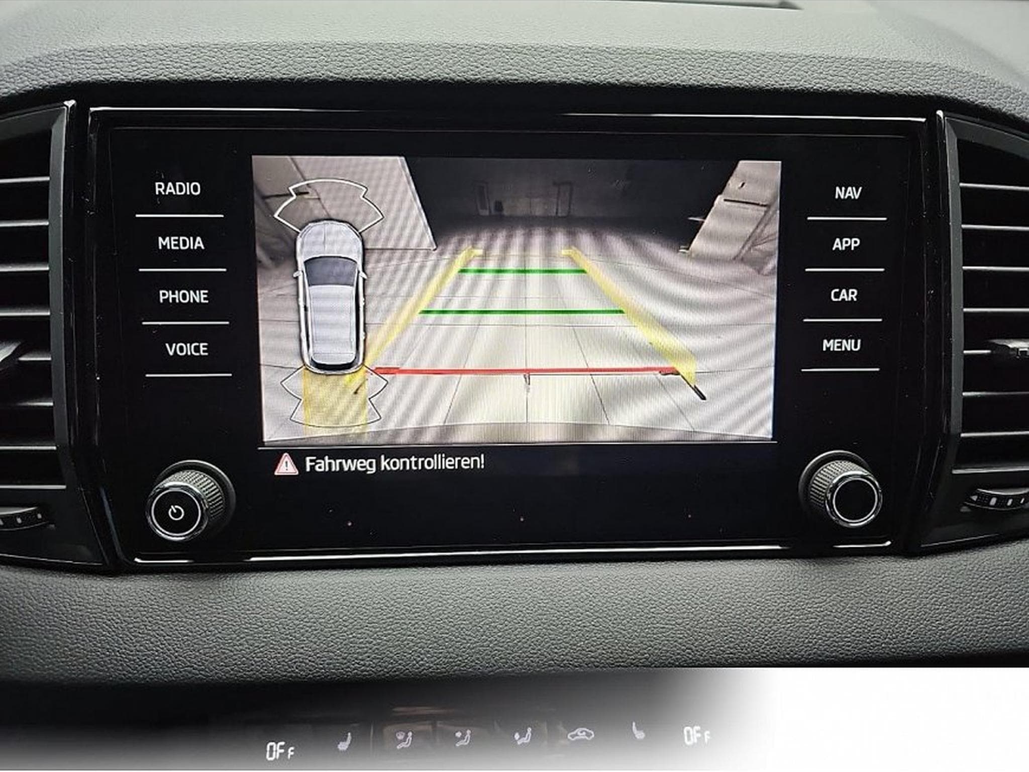 Skoda Karoq (2026) - Photo 9