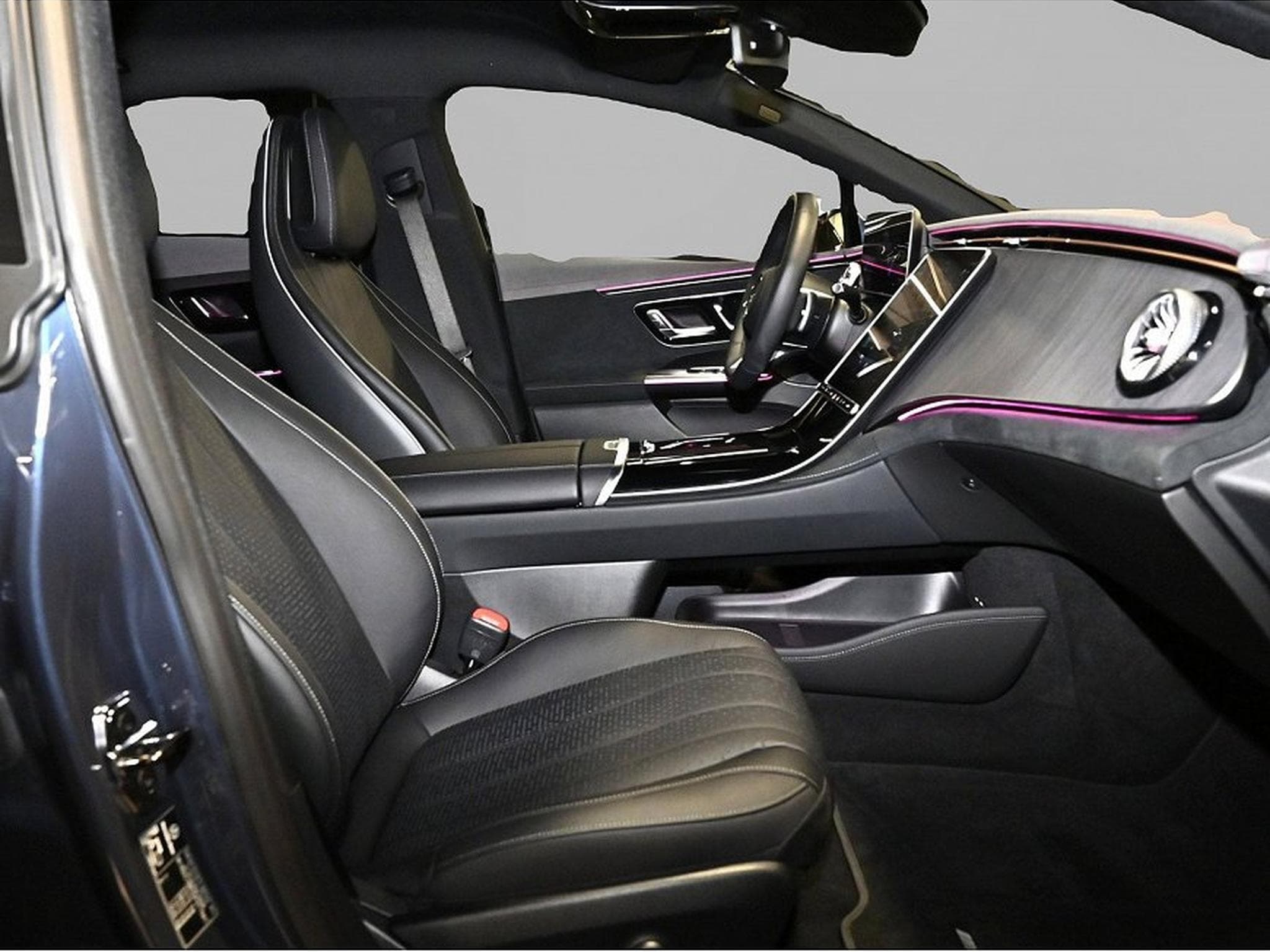 Mercedes EQ (2025) - Foto 2