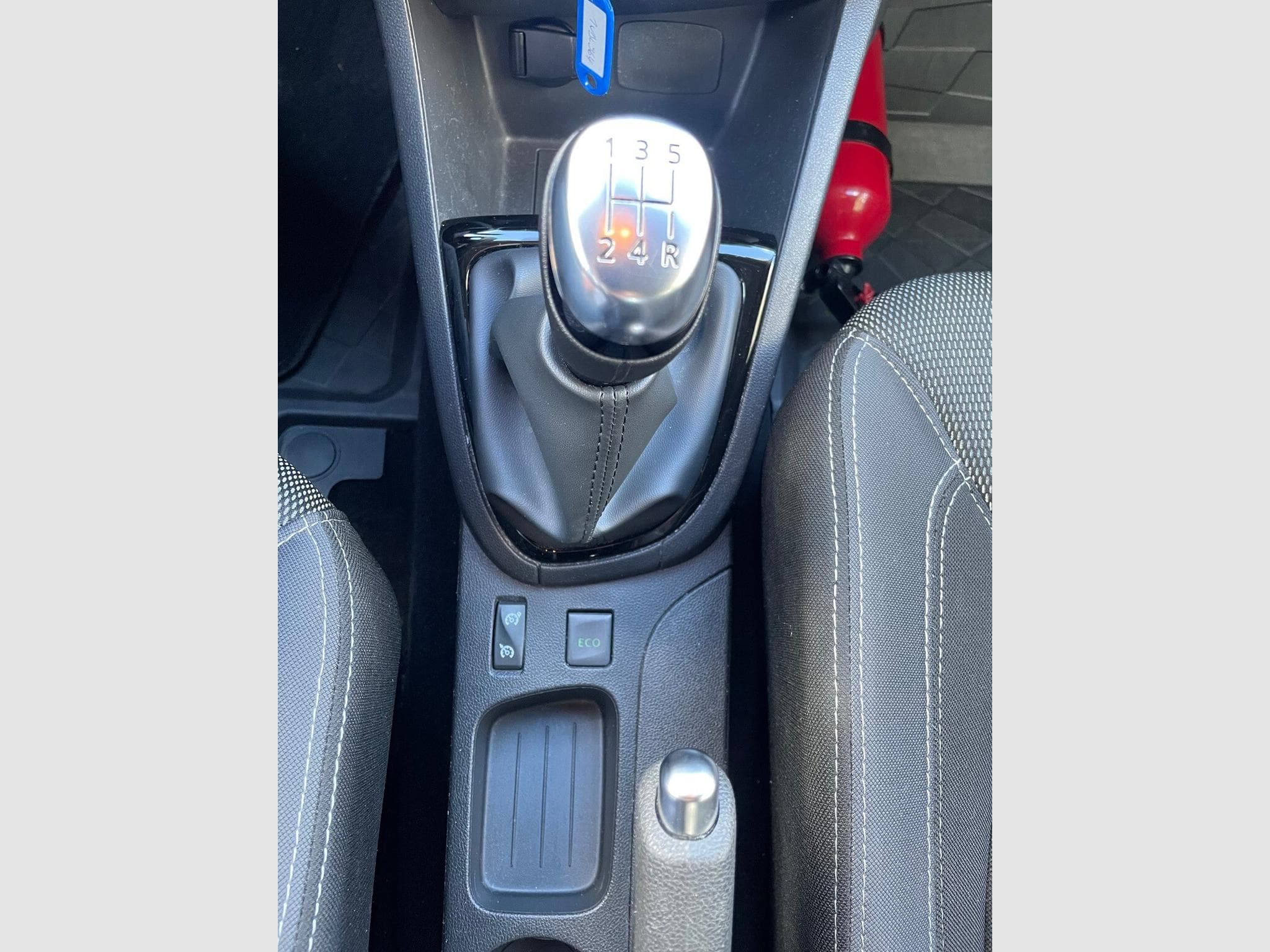 Renault Clio 1.0TCE ZEN GPS (2019) - Photo 10