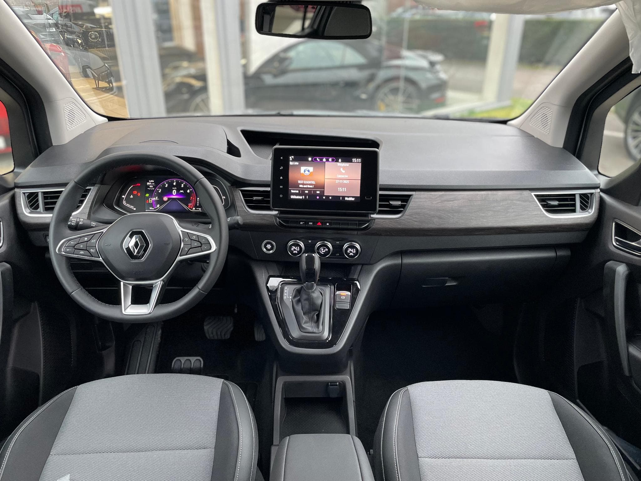 Renault Kangoo 1.3 TCE 131 Auto (2026) - Photo 13