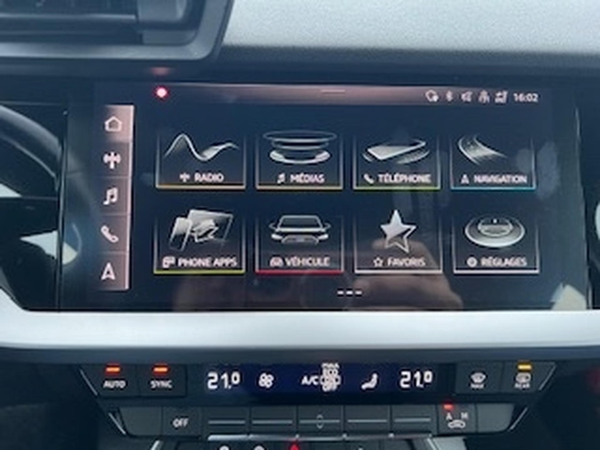 Audi A3 1,0 TFSI 30 S TRONIC Business (2021) - Foto 17