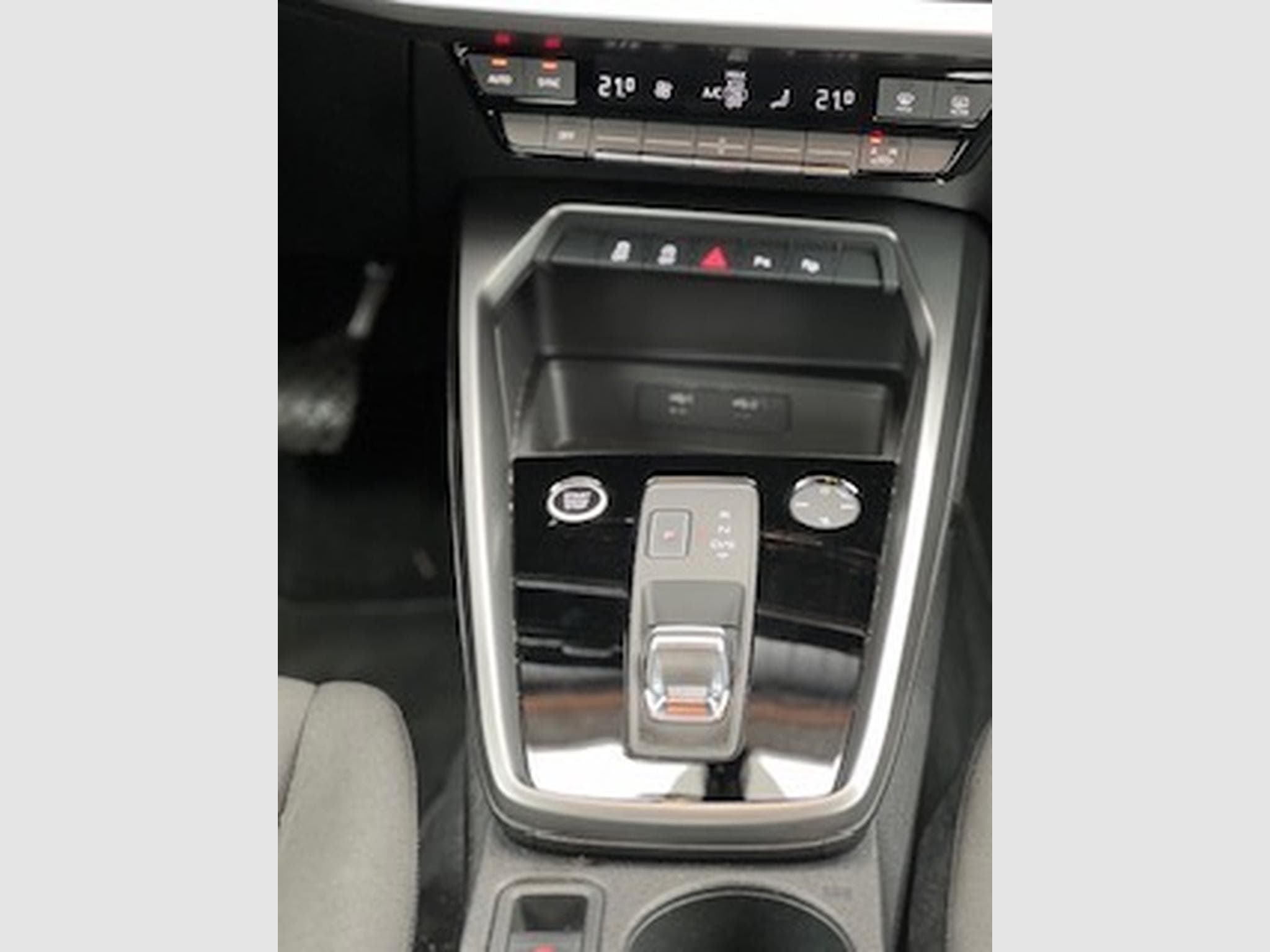 Audi A3 1,0 TFSI 30 S TRONIC Business (2021) - Foto 12