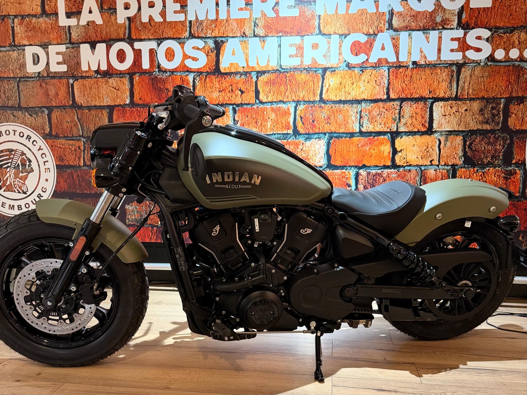 Indian Scout 2026 - BOBBER + TECH (2026) - Foto 3