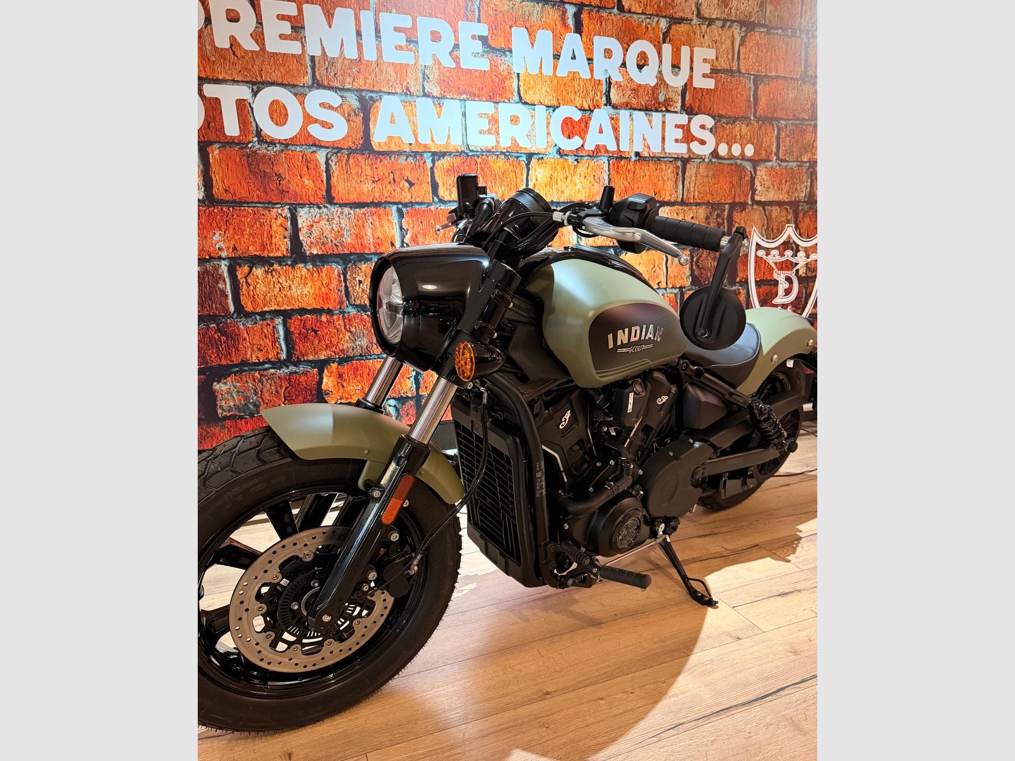 Indian Scout 2026 - BOBBER + TECH (2026) - Foto 4