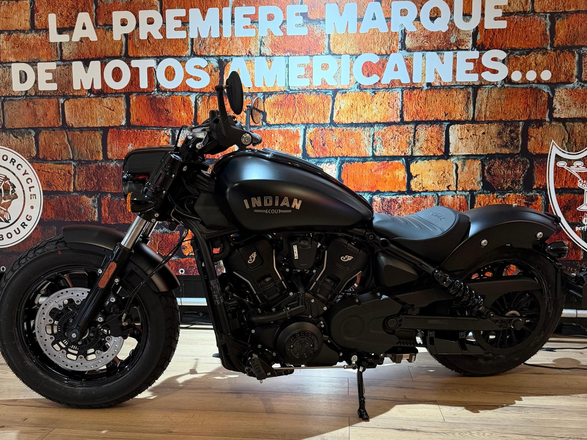 Indian Scout 2026 - BOBBER + TECH (2026) - Foto 2