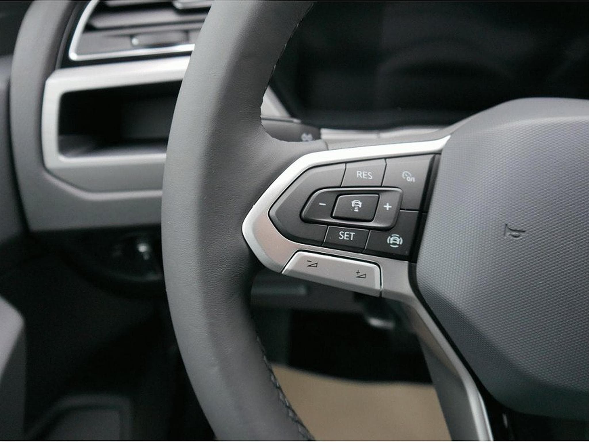 VW Touran (2026) - Photo 14