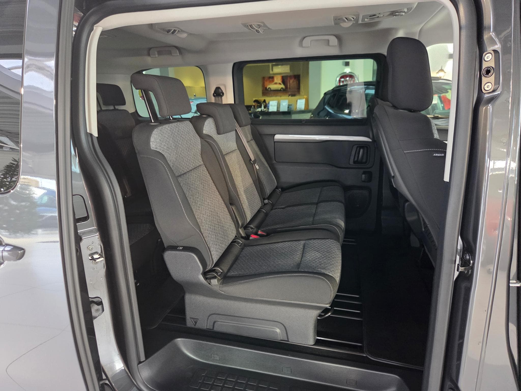 Fiat Ulysse DIESEL L2 2.0L 180 CV AT8 (2025) - Foto 4