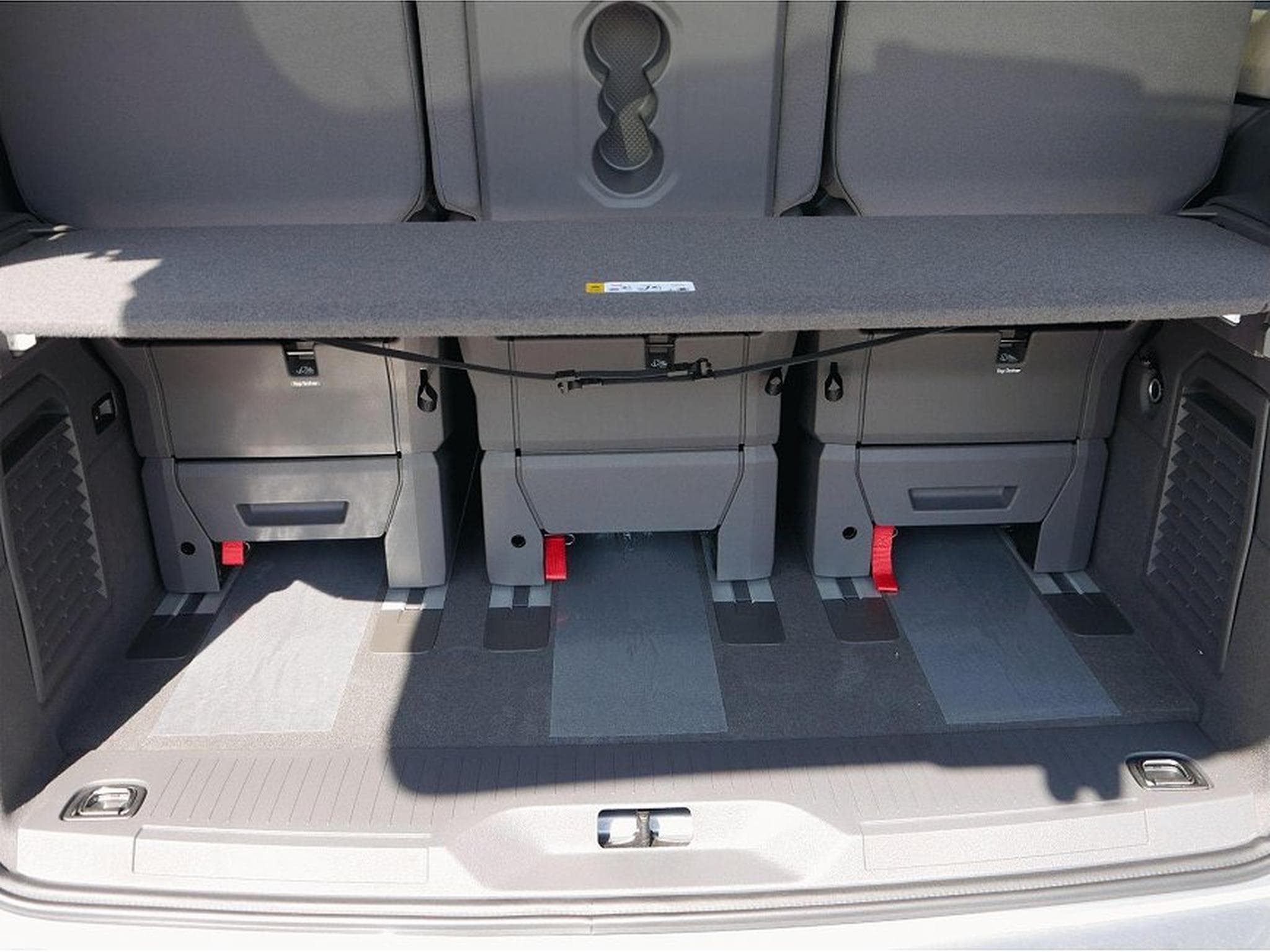 VW Multivan (2026) - Photo 7