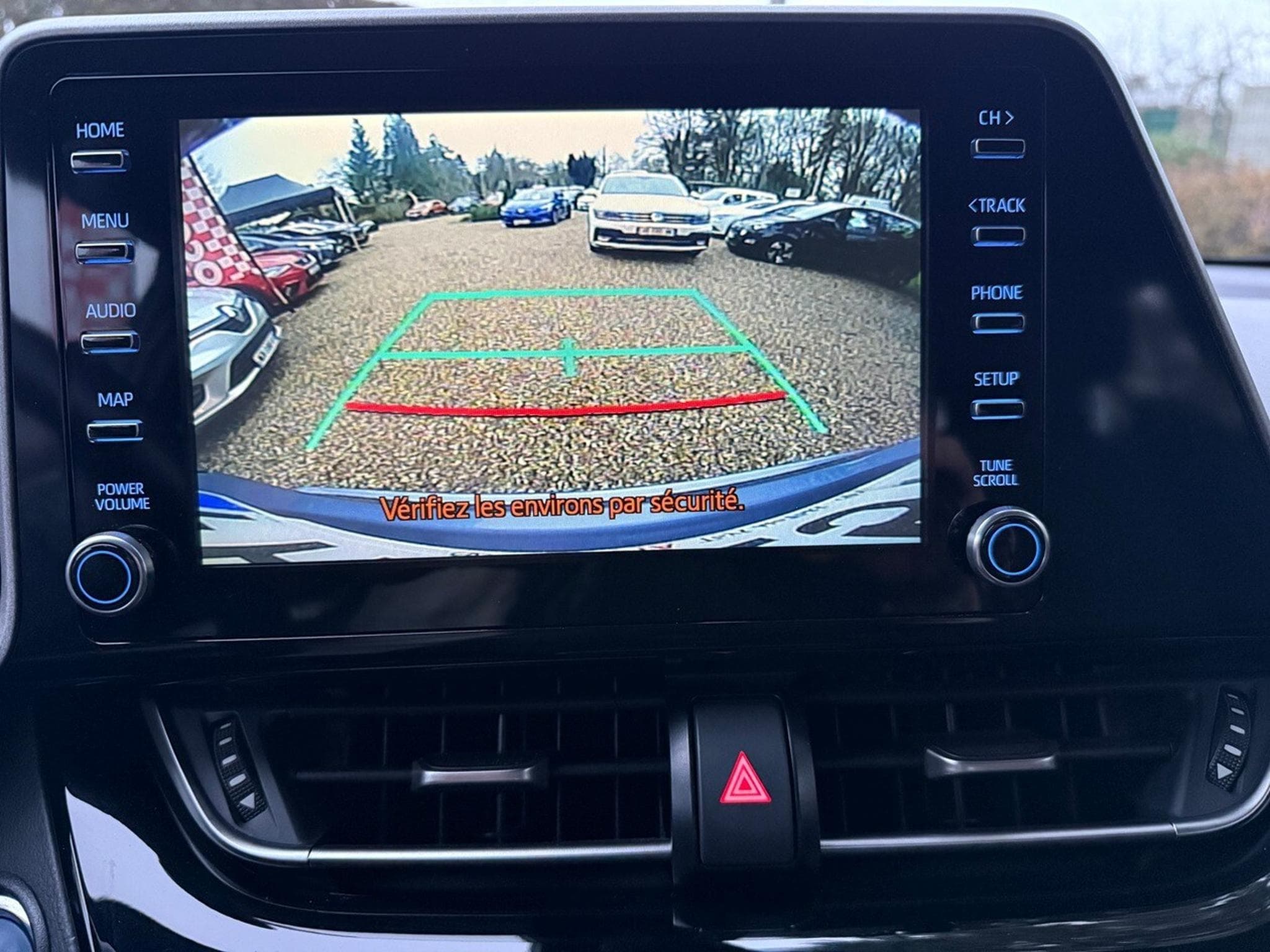 Toyota C-HR 1.8 HYBRIDE BUSINESS (2020) - Photo 9