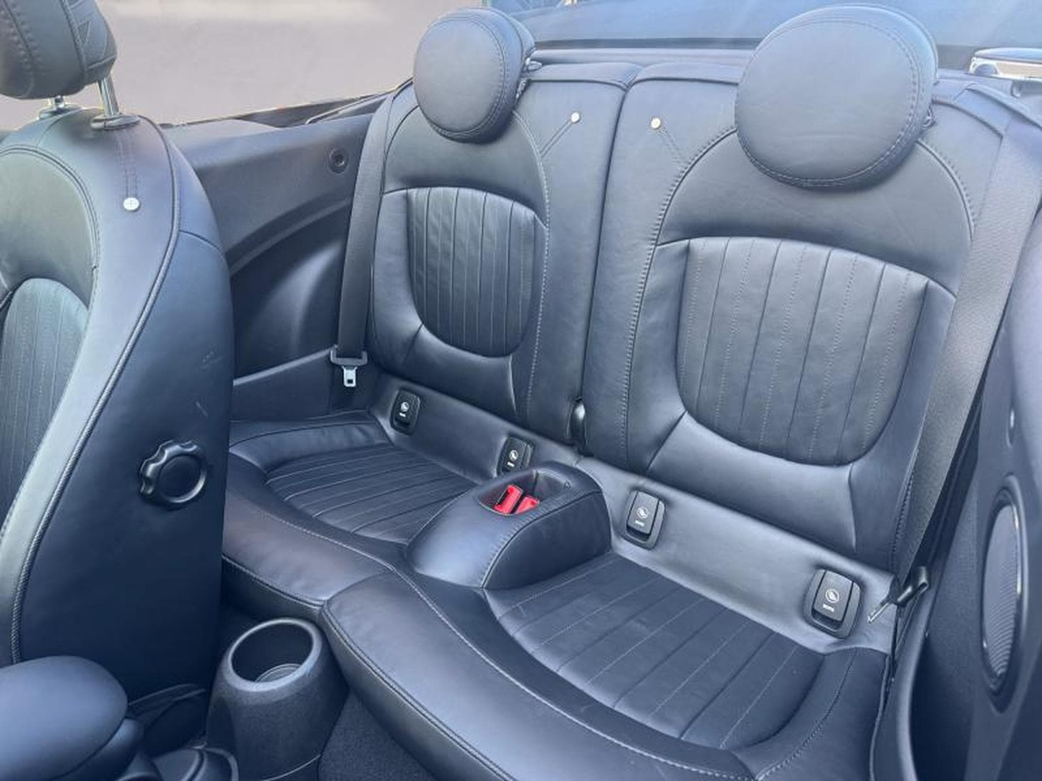 MINI Cooper Cooper S Cabrio (2019) - Foto 12