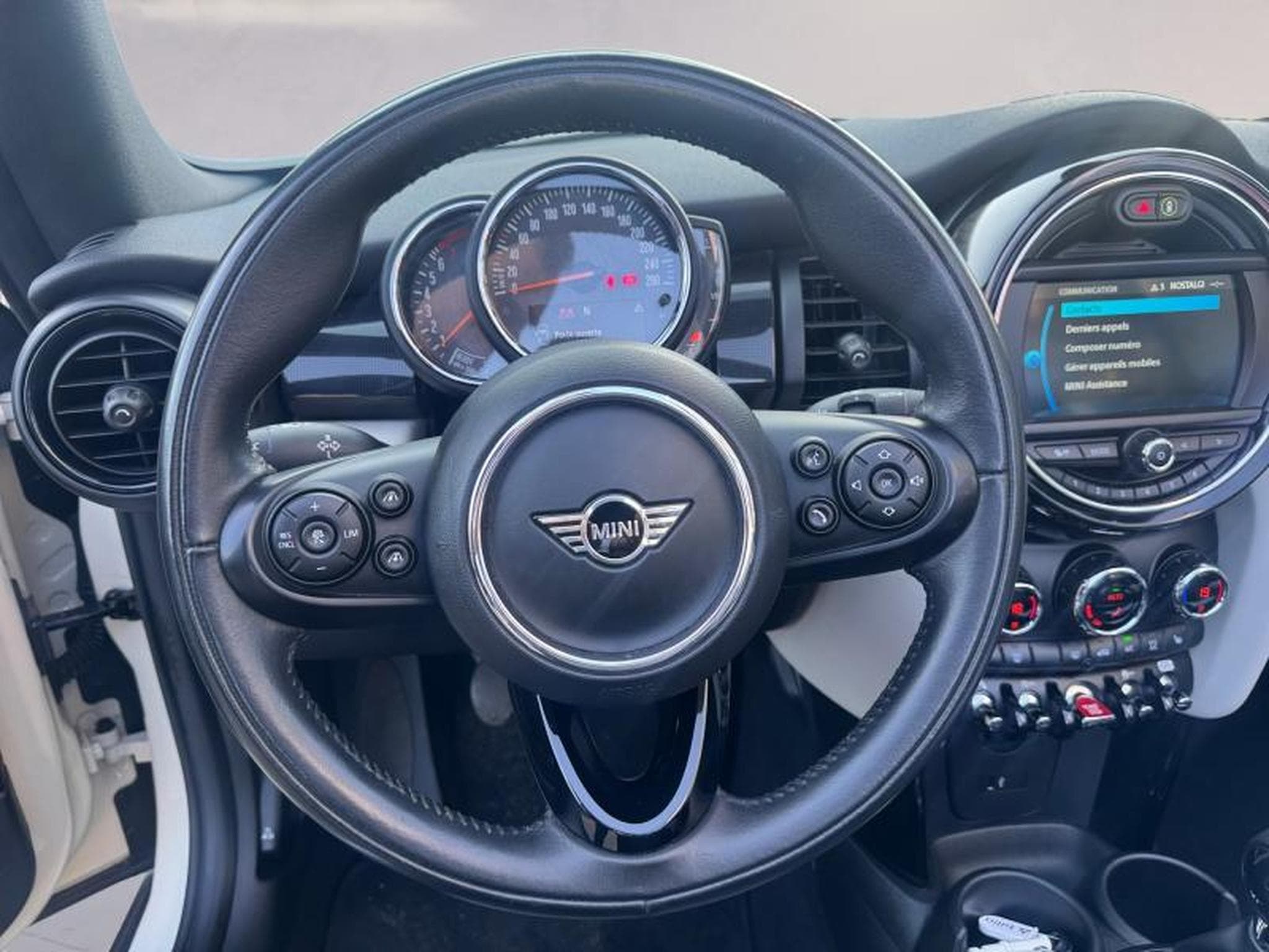 MINI Cooper Cooper S Cabrio (2019) - Foto 15
