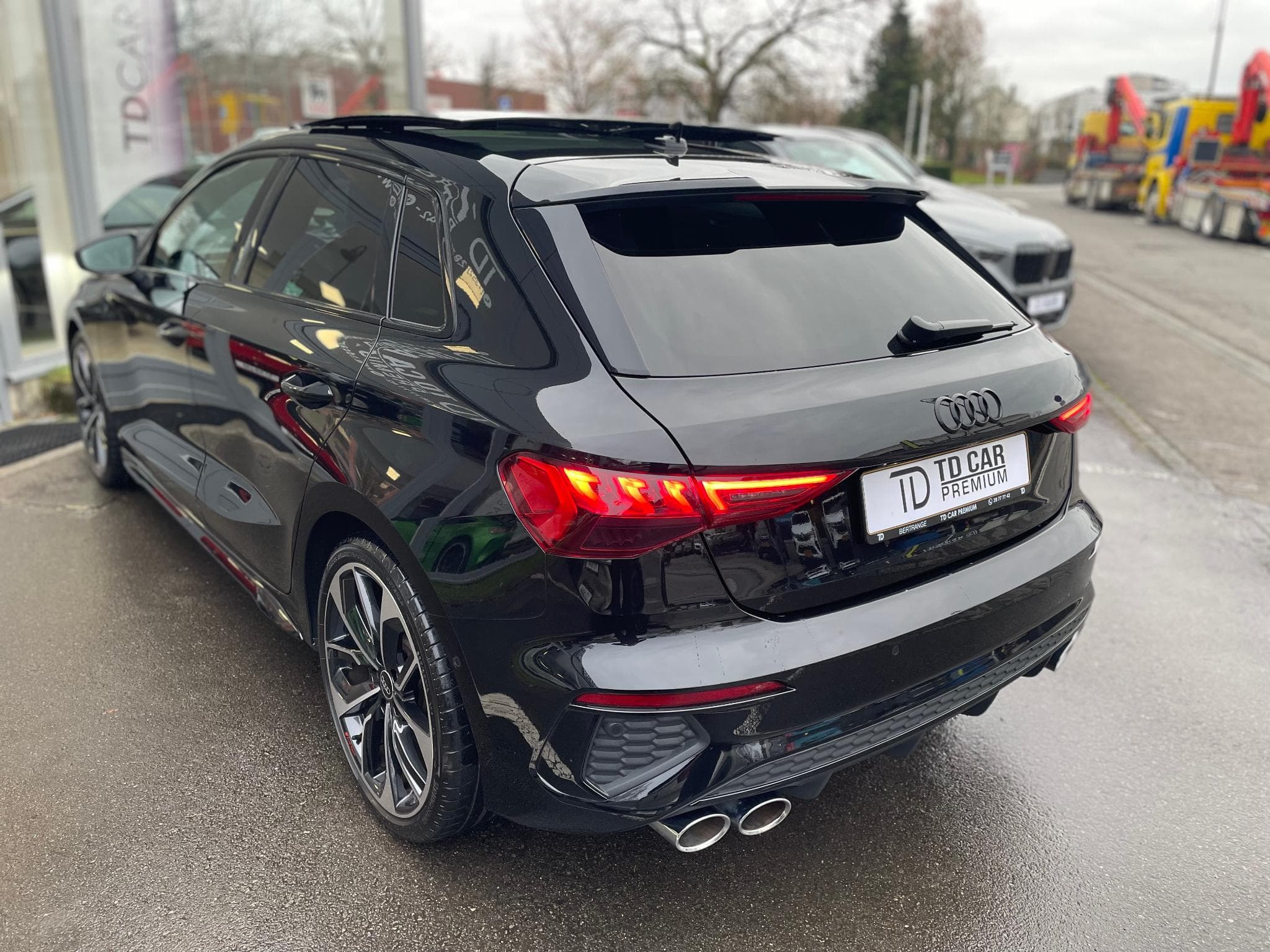 Audi S3 Sportback 2L TFSI Quattro S-tronic (2022) - Photo 14