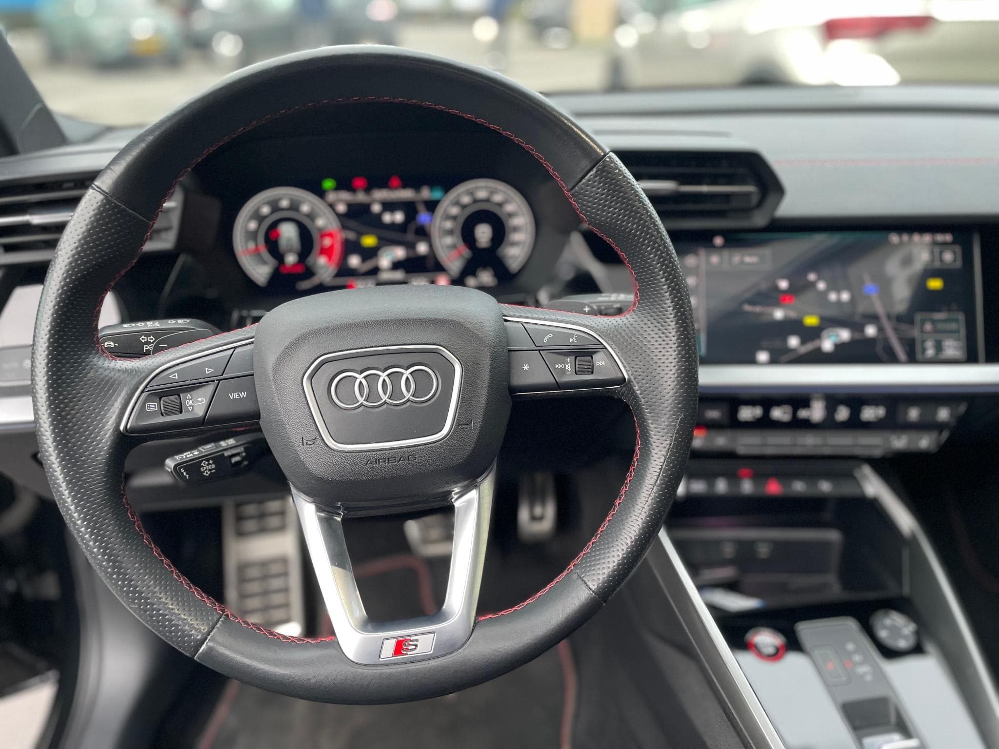 Audi S3 Sportback 2L TFSI Quattro S-tronic (2022) - Photo 8