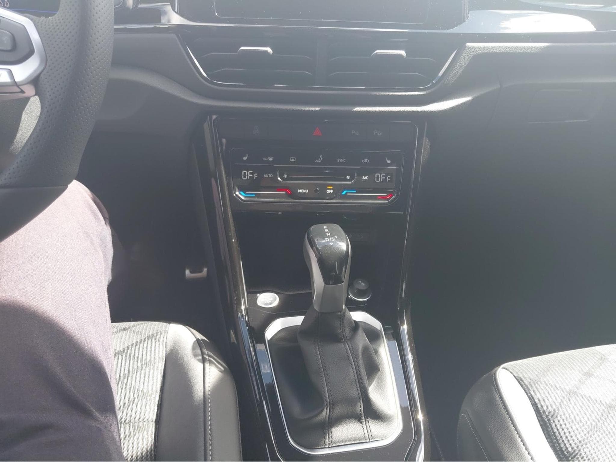 VW T-Roc R-Line (2025) - Foto 13