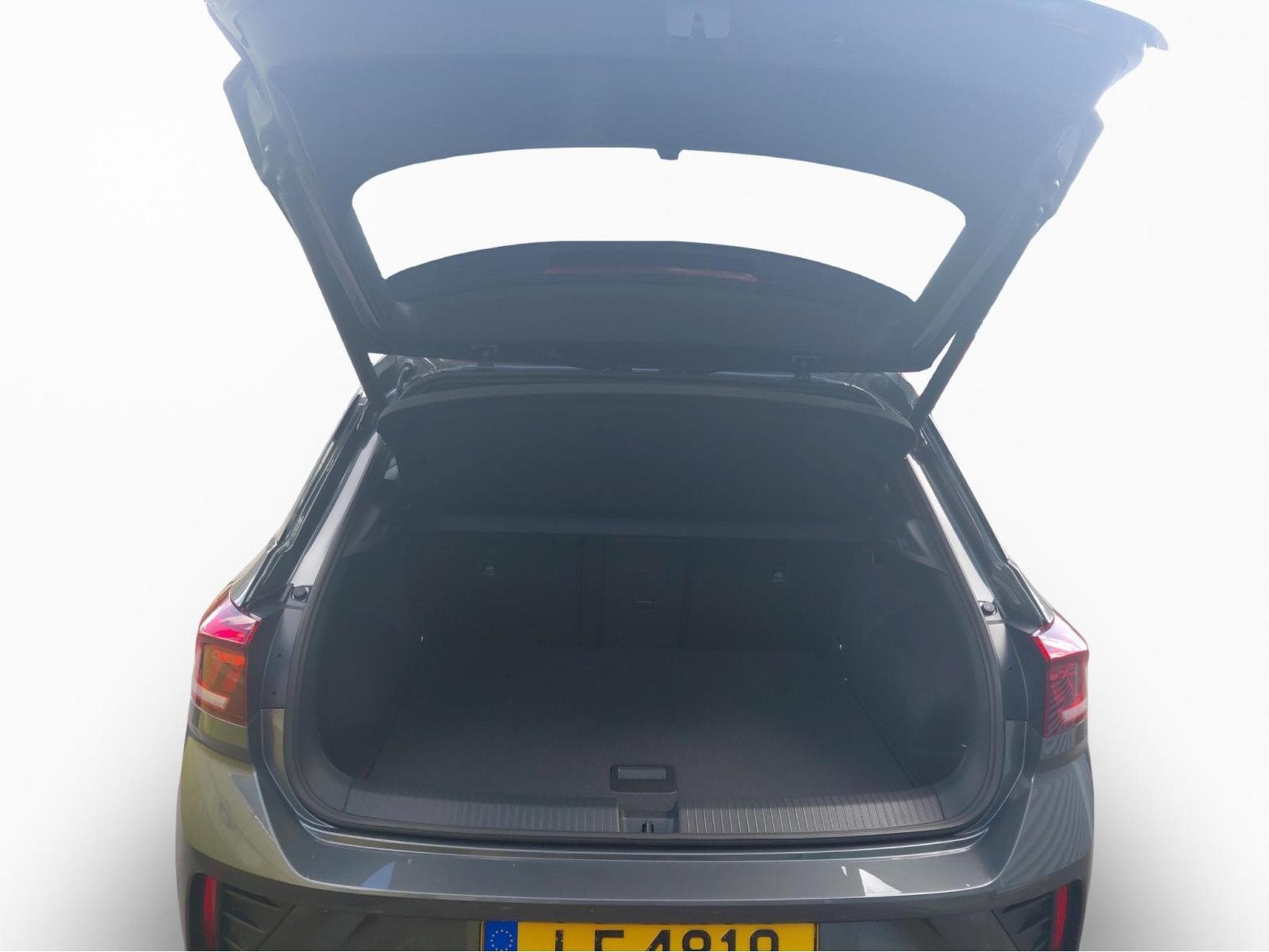 VW T-Roc R-Line (2025) - Foto 18