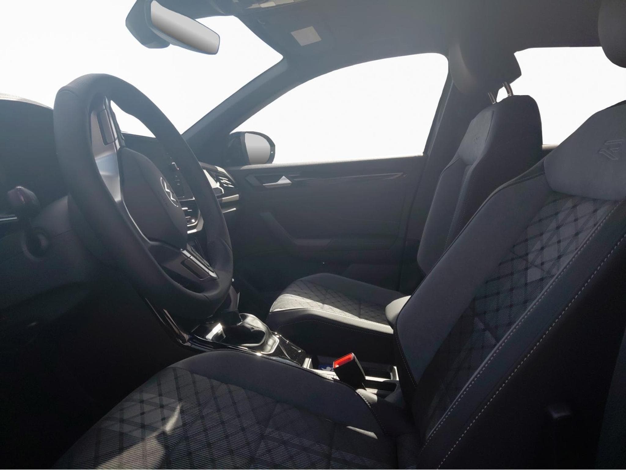 VW T-Roc R-Line (2025) - Foto 9