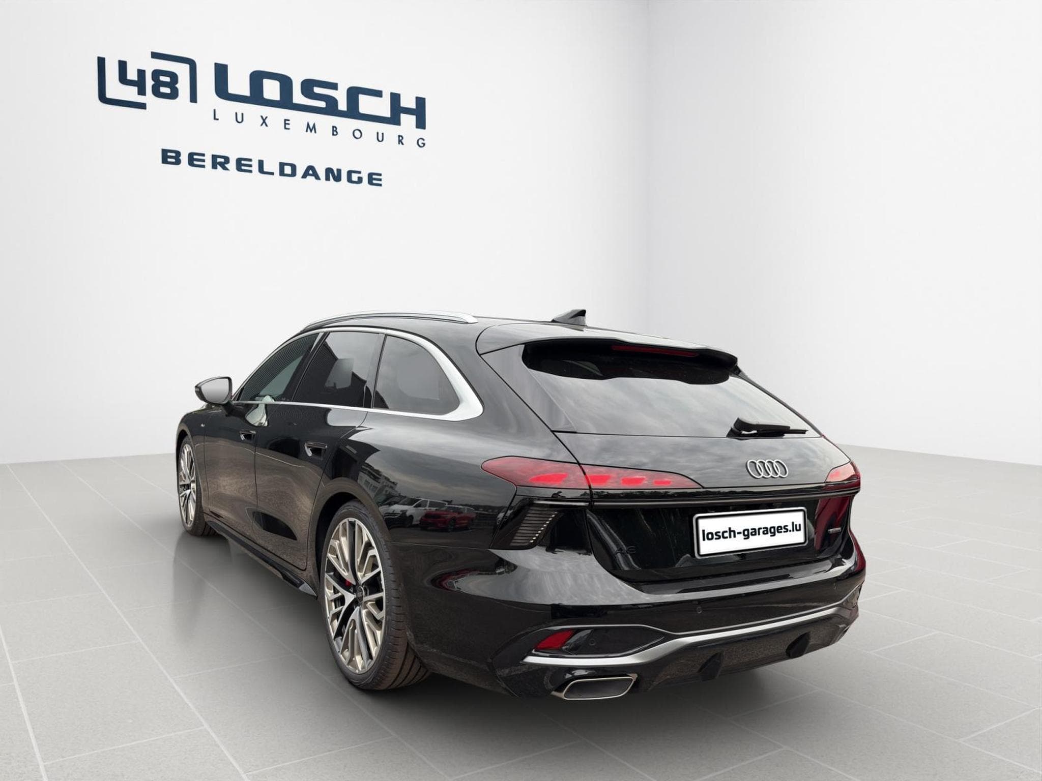 Audi A6 Avant TFSI quattro S tronic (2025) - Photo 5