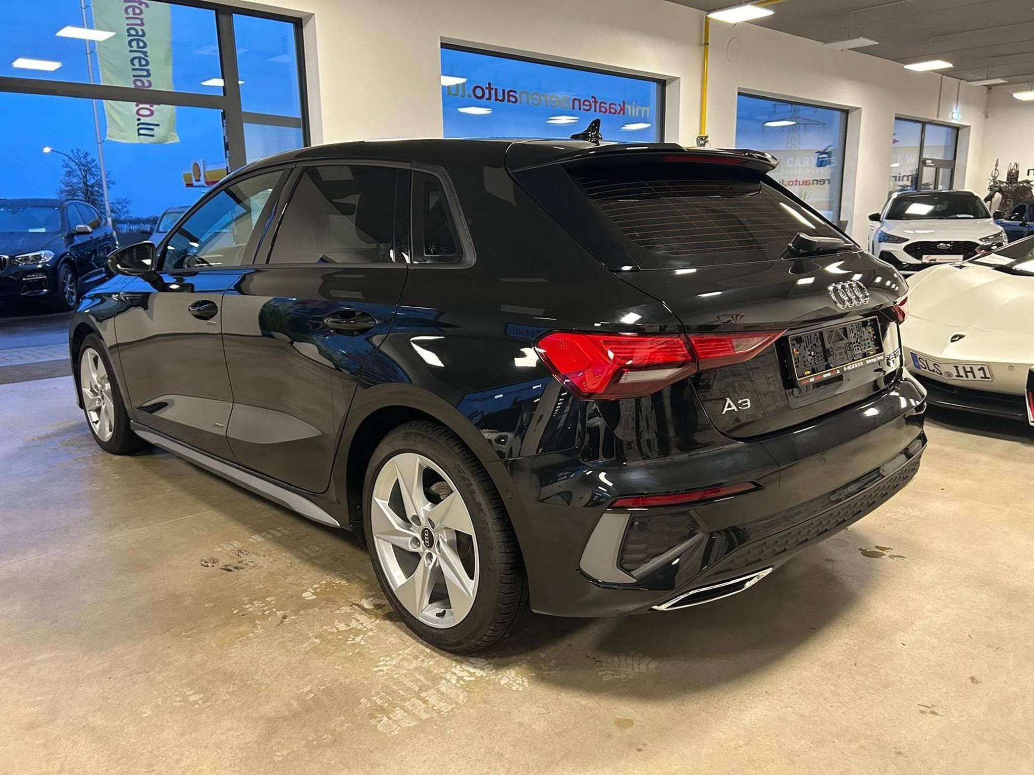 Audi A3 Sportback 35 TFSI S line (2024) - Foto 5