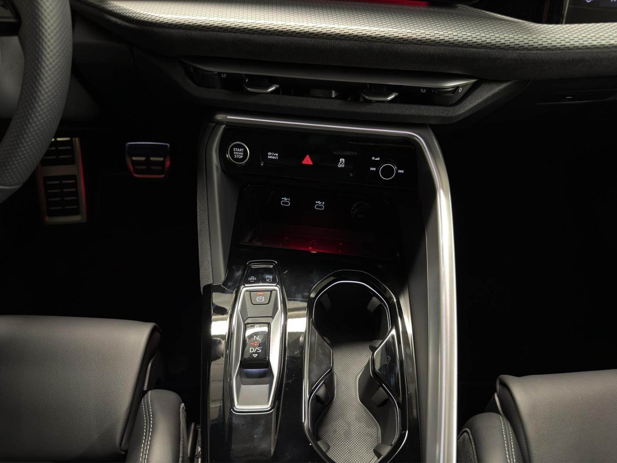 Audi Q5 Sportback (2026) - Photo 12