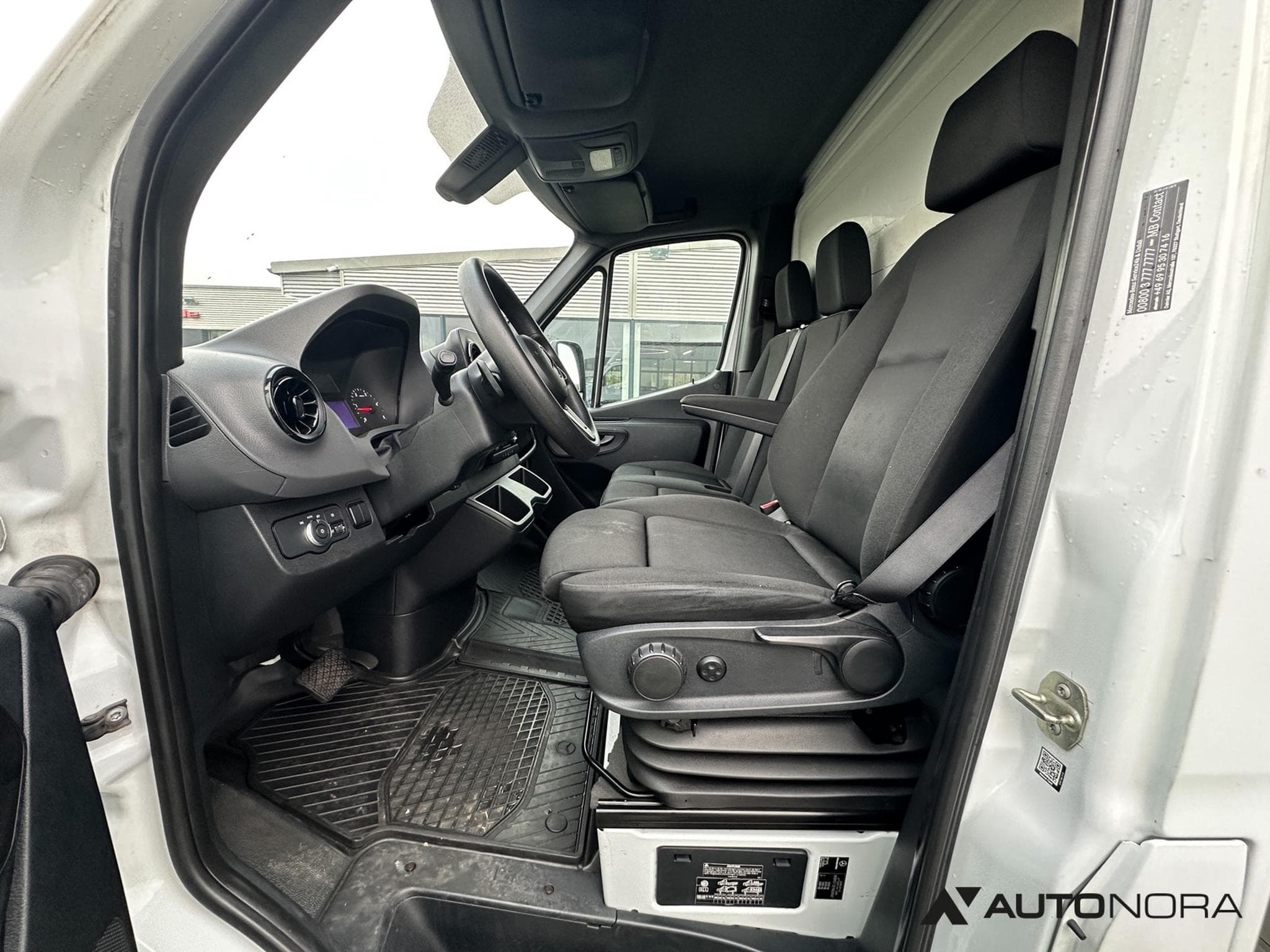 Mercedes Sprinter 319 CDI (2019) - Foto 10