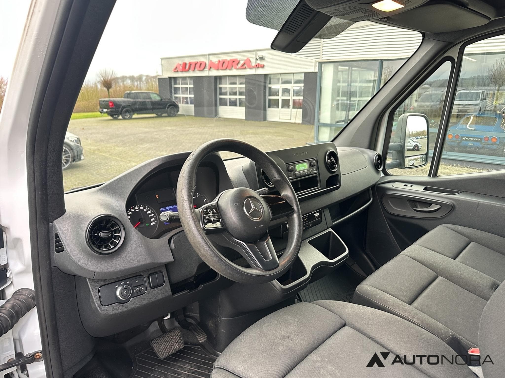 Mercedes Sprinter 319 CDI (2018) - Foto 11