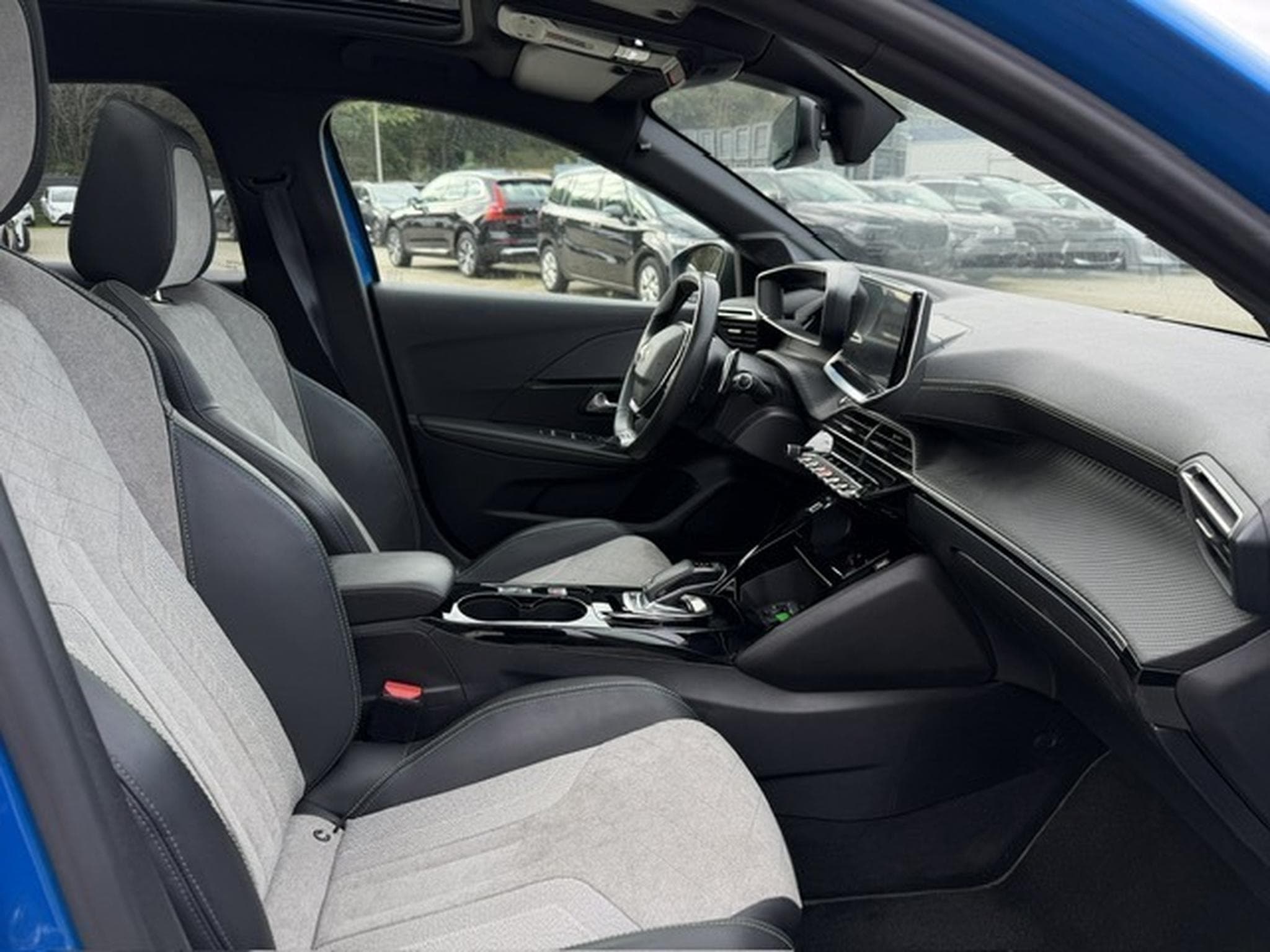 Peugeot 208 1,2 GT_LINE AUTOMATIQUE 130 PS Limited edition (2021) - Foto 9