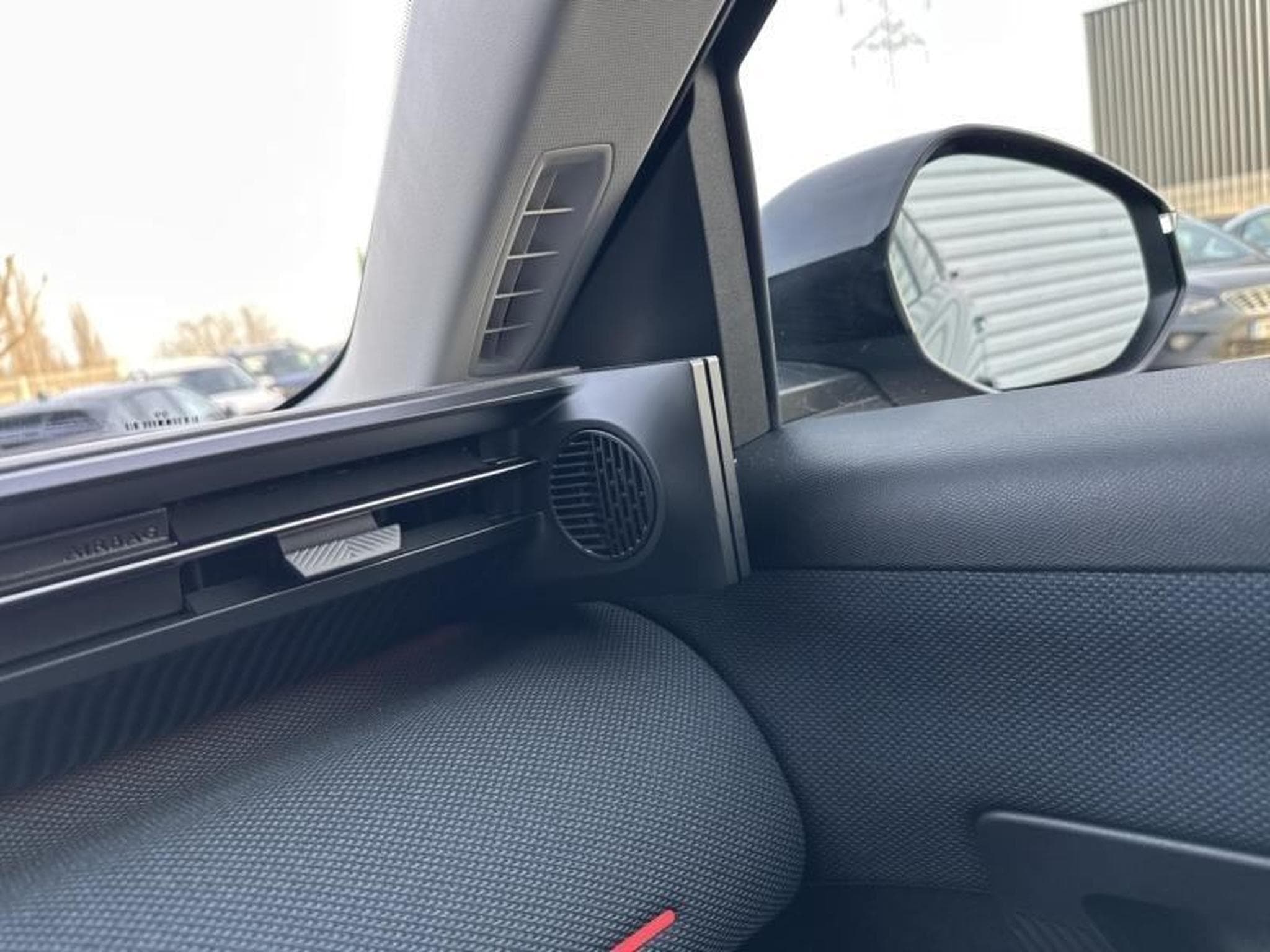 Citroën C5 Aircross C5 Aircross 1.2 Hybride 145ch MAX boite automatique (2025) - Foto 44