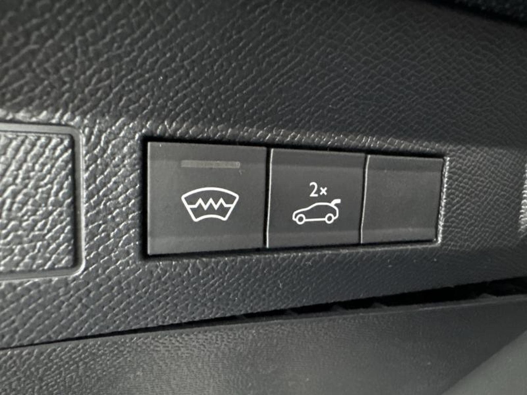 Citroën C5 Aircross C5 Aircross 1.2 Hybride 145ch MAX boite automatique (2025) - Foto 24