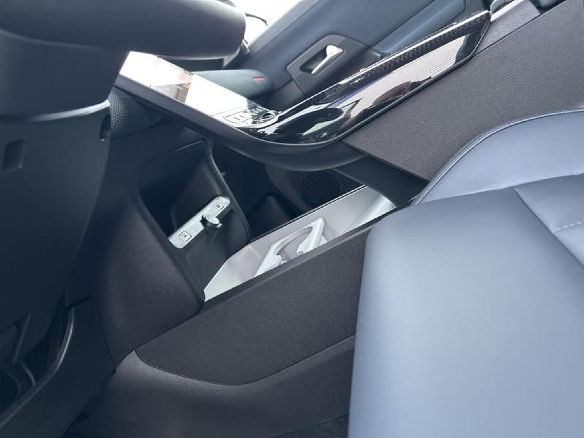 Citroën C5 Aircross C5 Aircross 1.2 Hybride 145ch MAX boite automatique (2025) - Foto 39