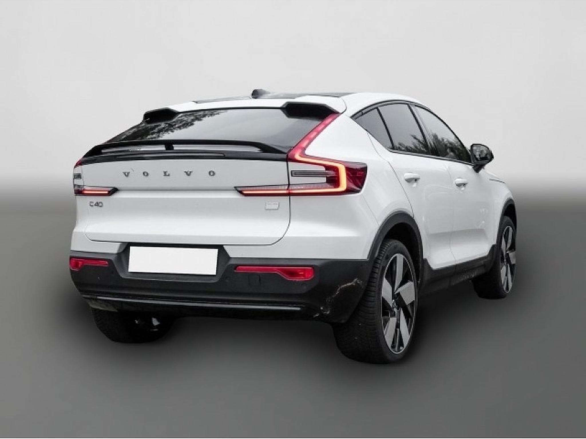 Volvo C40 (2024) - Photo 2