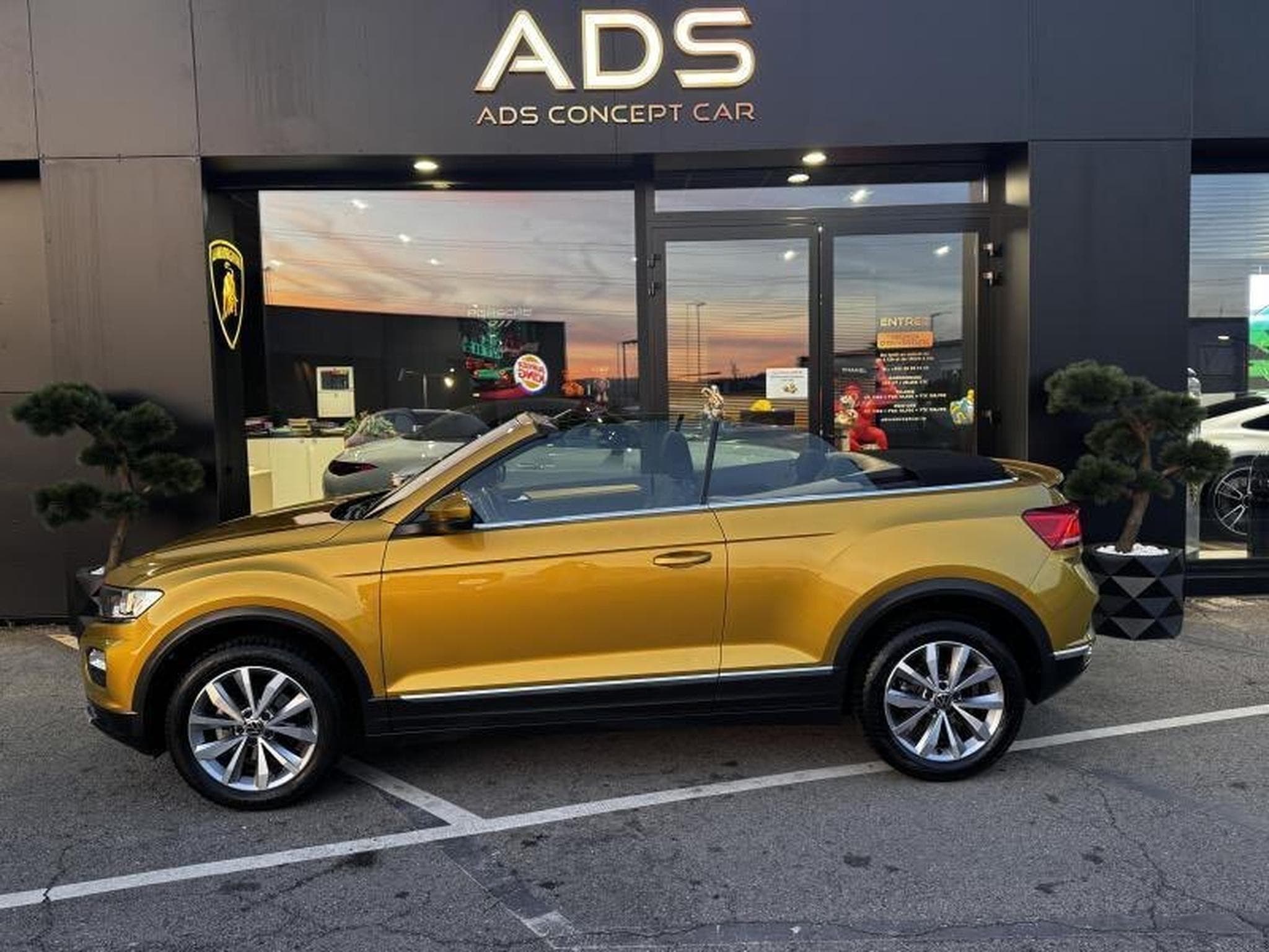 VW T-Roc CABRIOLET 1.0 TSI 110 STYLE (2021) - Foto 8