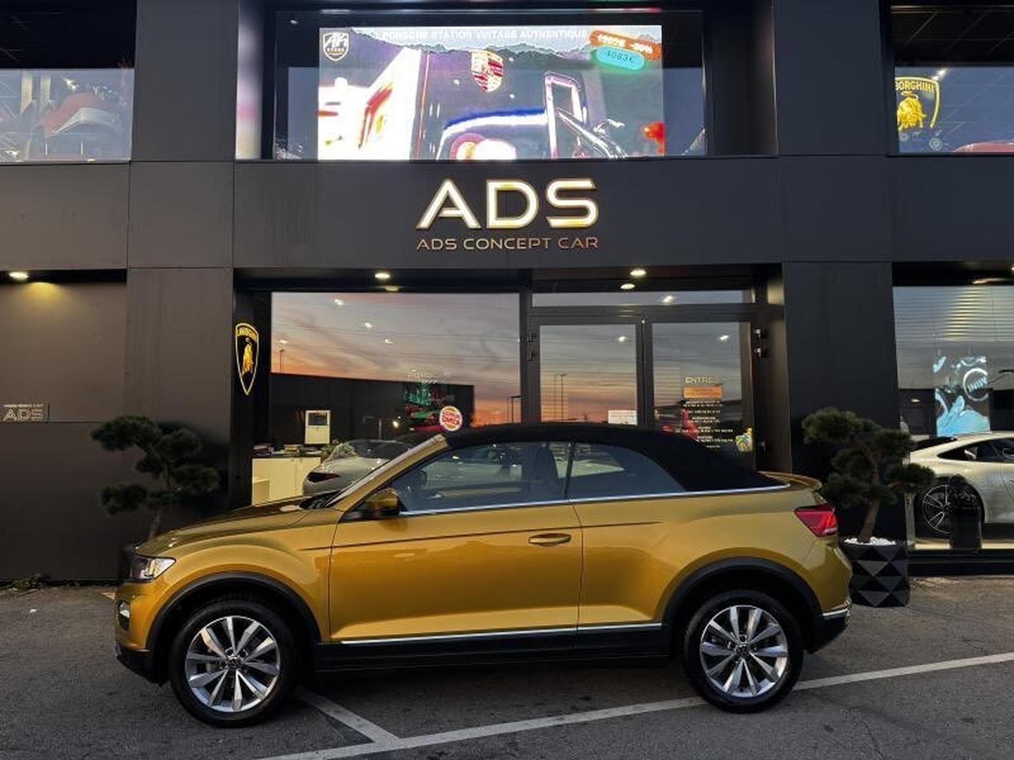 VW T-Roc CABRIOLET 1.0 TSI 110 STYLE (2021) - Foto 11