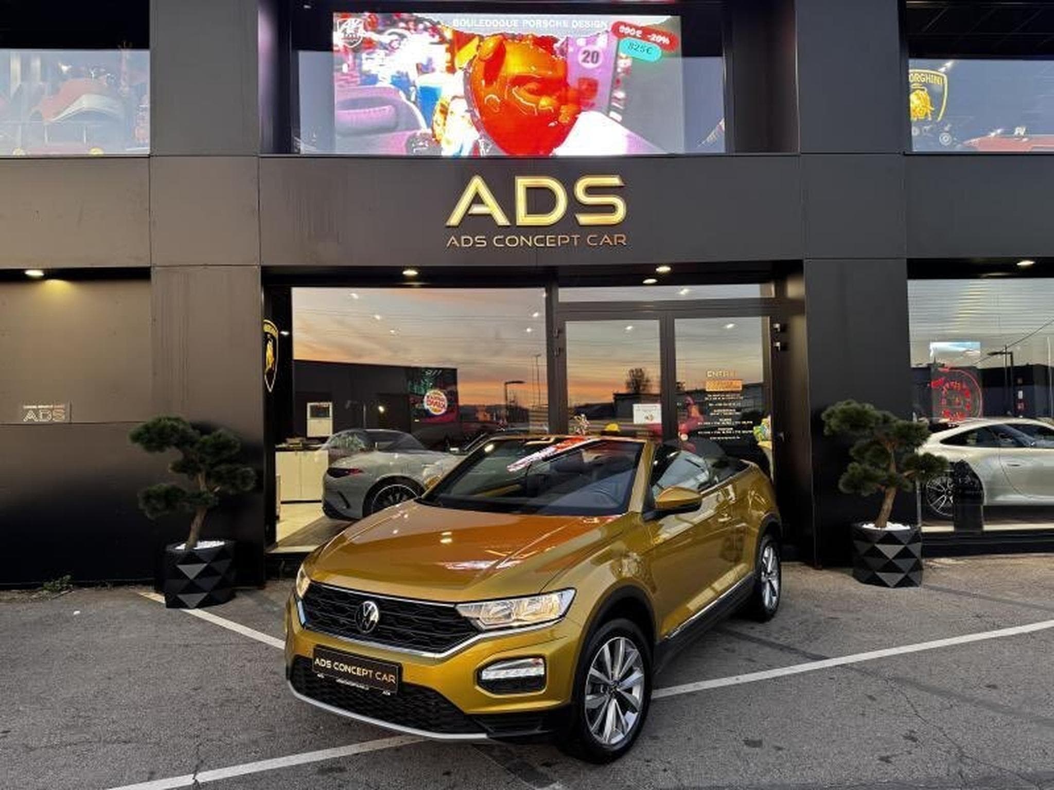 VW T-Roc CABRIOLET 1.0 TSI 110 STYLE (2021) - Foto 9