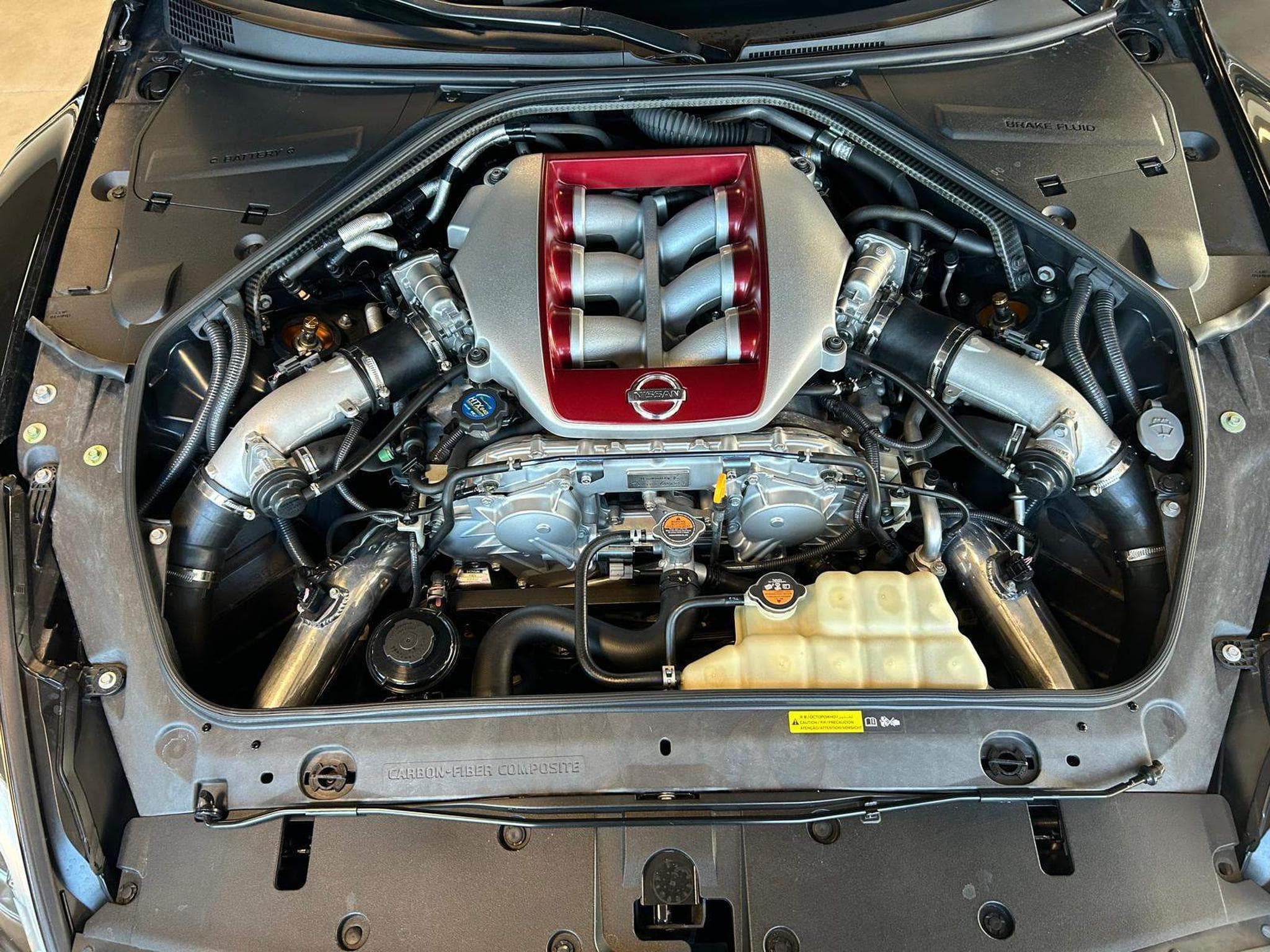 Nissan GT-R Black Edition (2014) - Photo 14