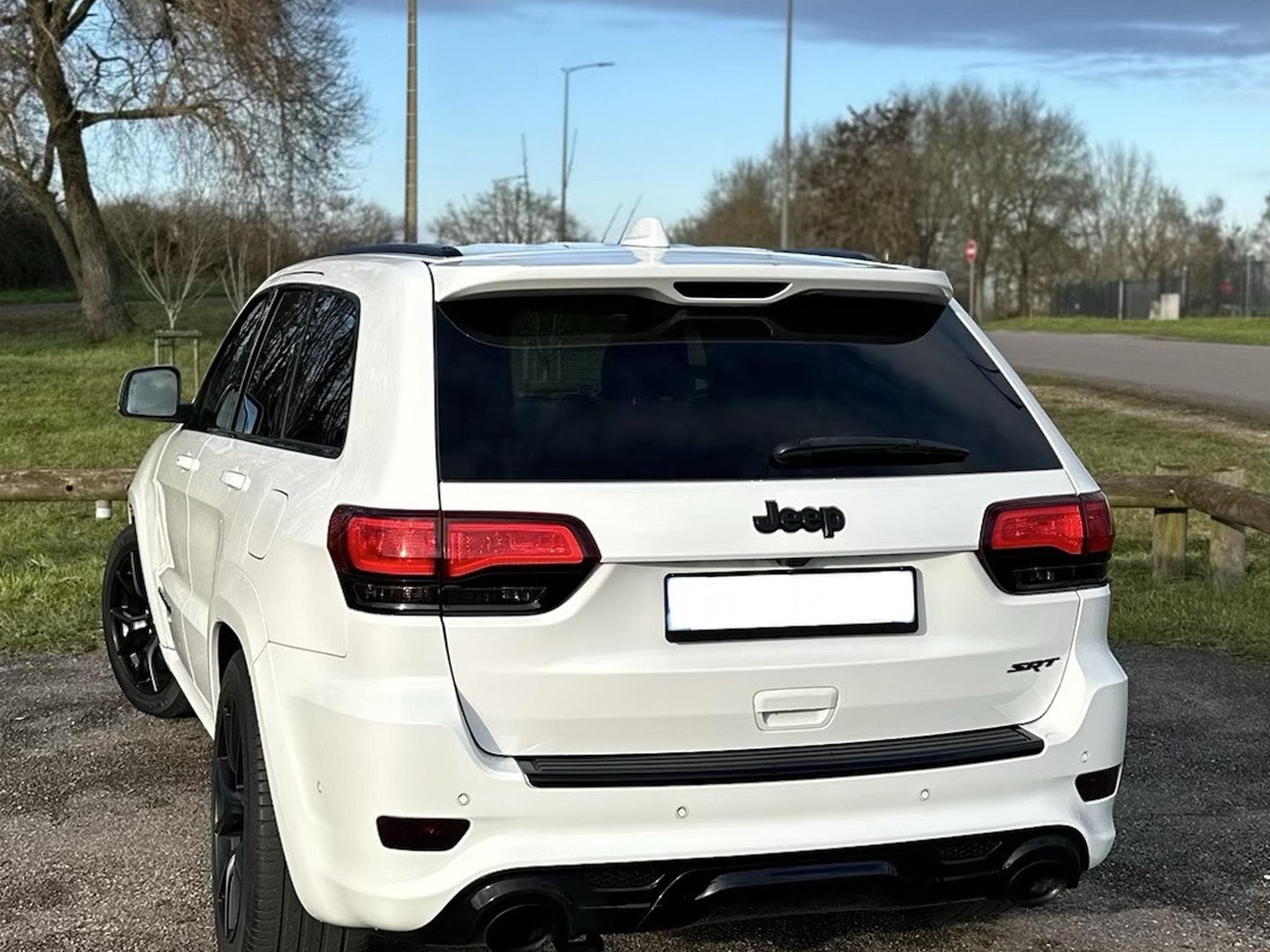 Jeep Grand Cherokee SRT Facelift (2018) - Foto 2
