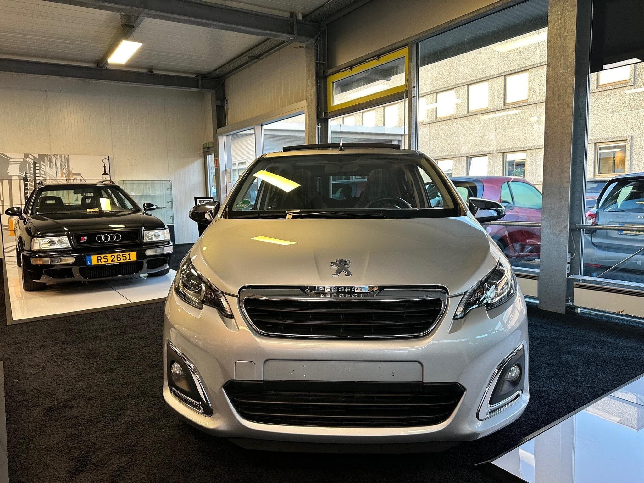 Peugeot 108 1.0 Style Top toit ouvrant (2019) - Foto 2