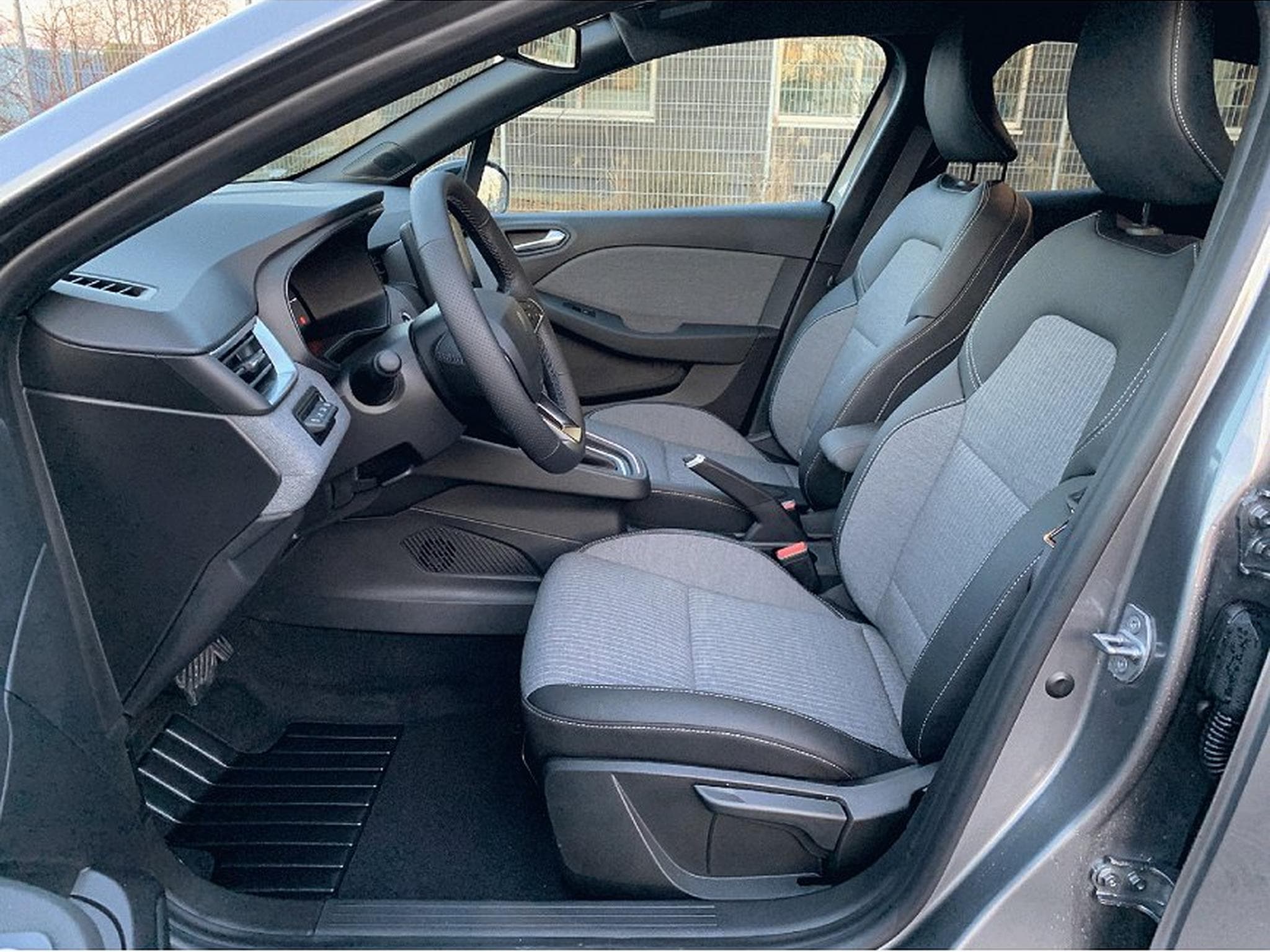 Renault Clio (2026) - Foto 9