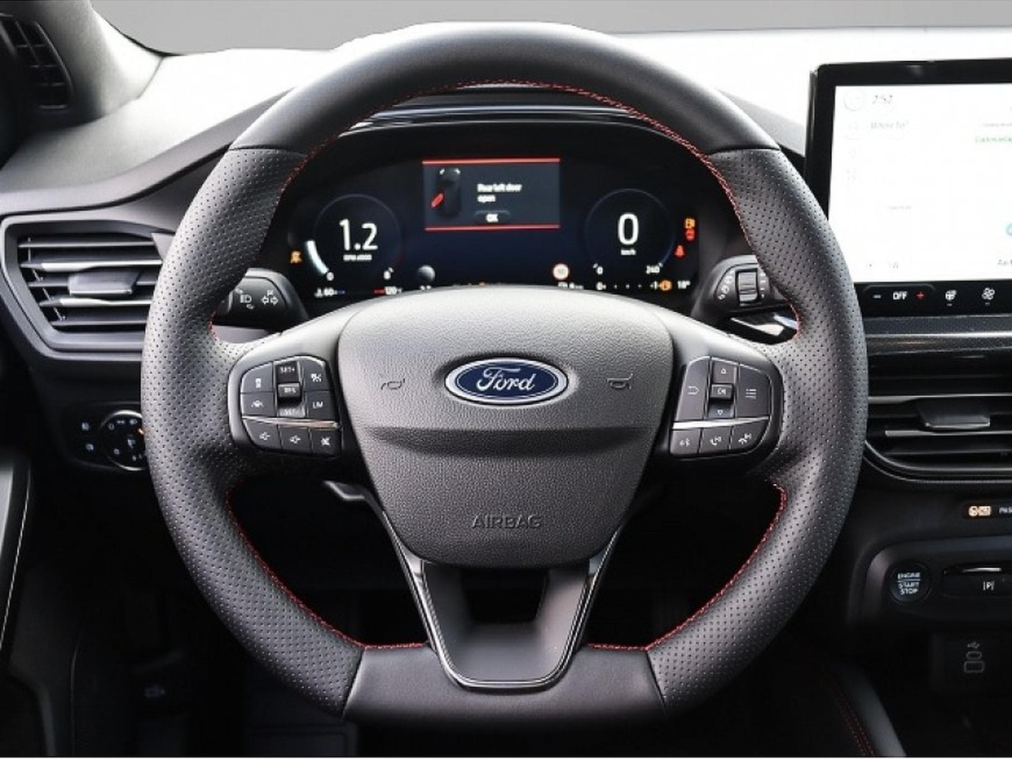Ford Focus (2025) - Photo 5