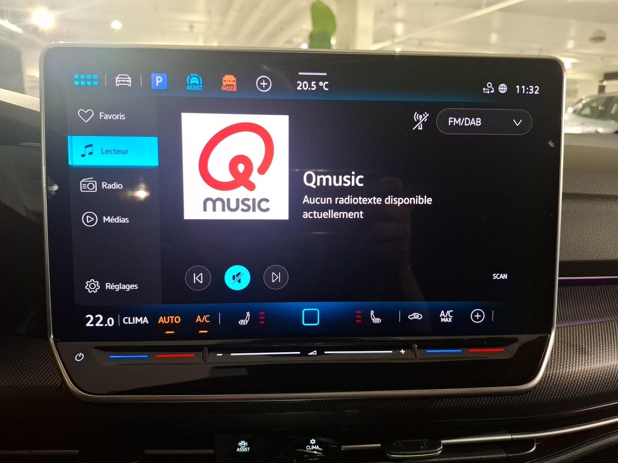 VW Golf Golf VIII R-Line (2026) - Foto 9