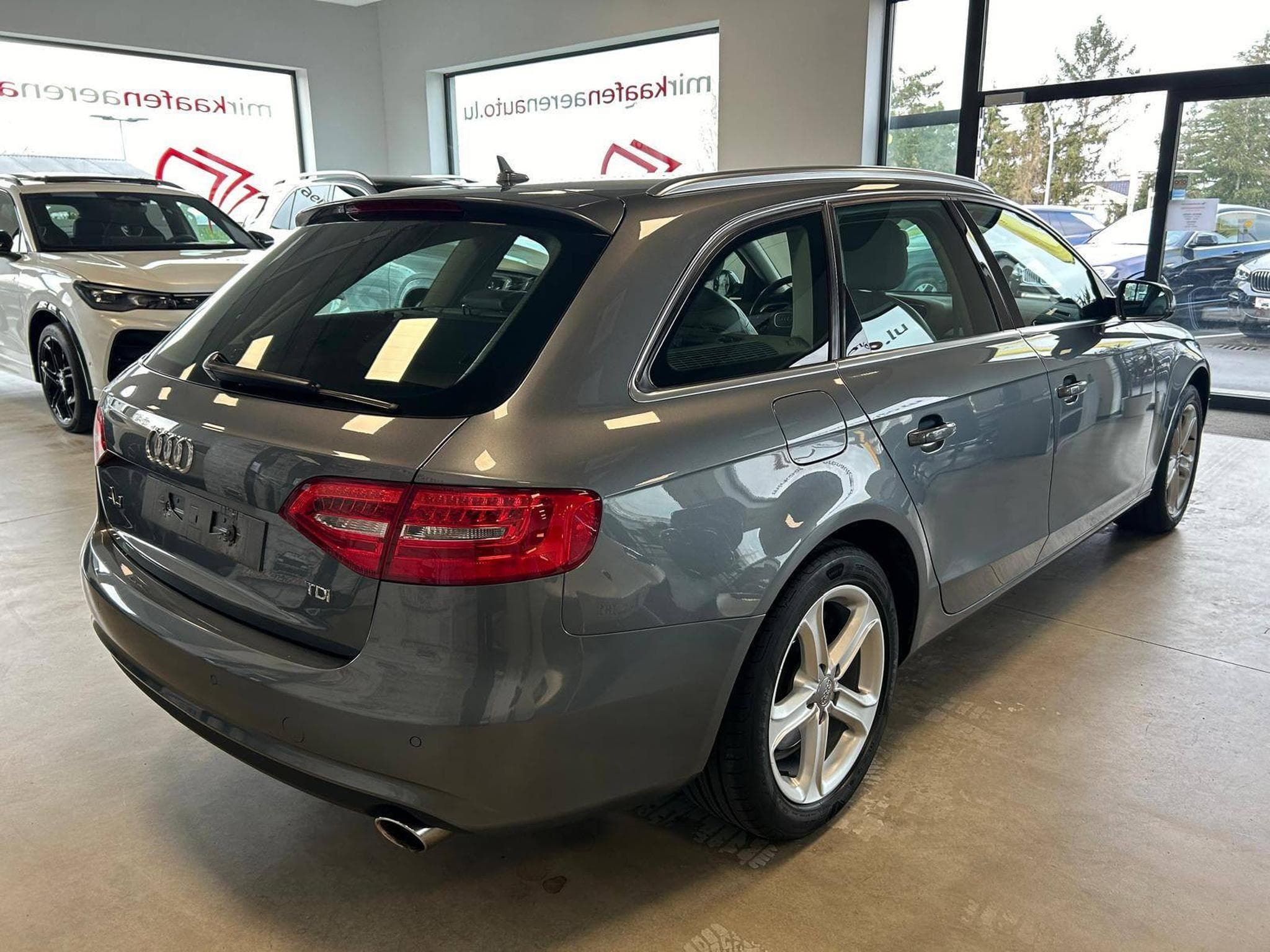 Audi A4 Avant Attraction (2015) - Photo 3