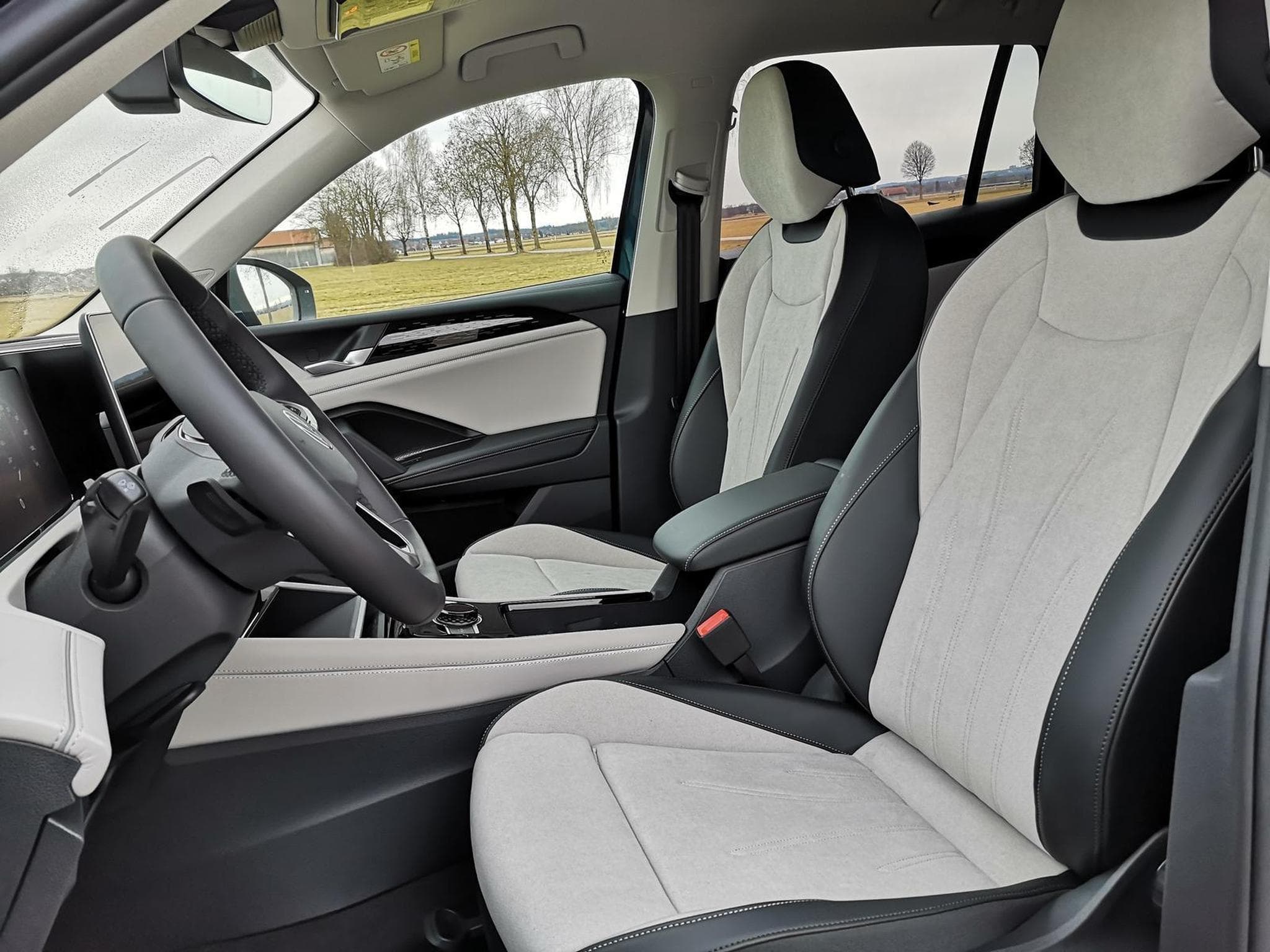 VW Tiguan 1.5 eTSI 110 kW Elegance (2025) - Foto 8