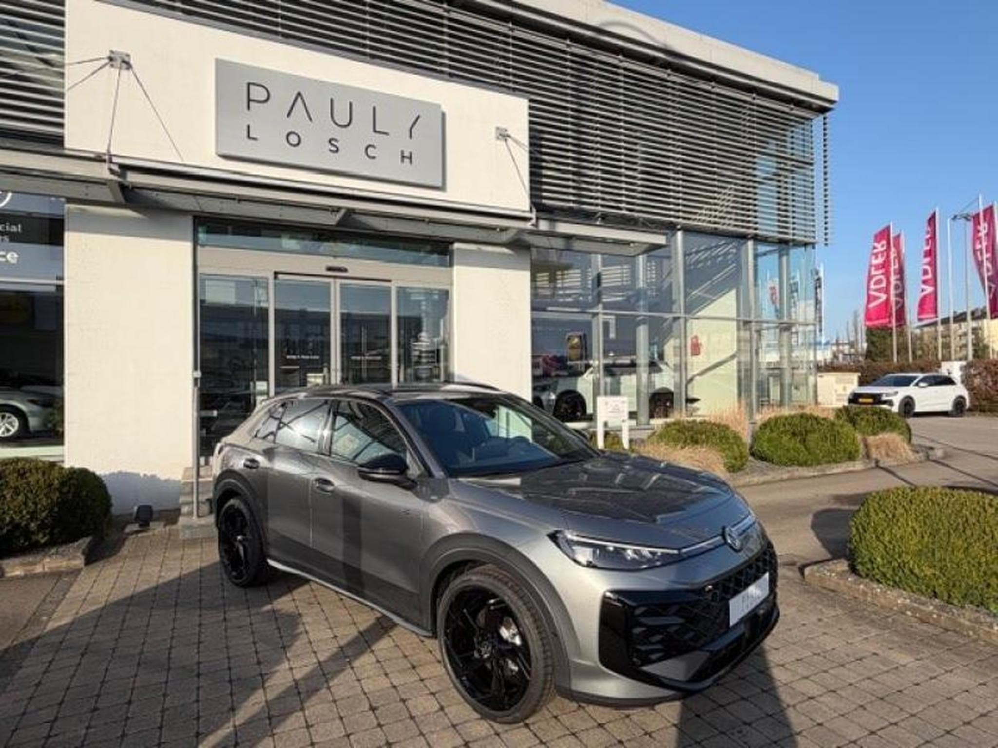 VW T-Roc R-LINE (2026) - Photo 1